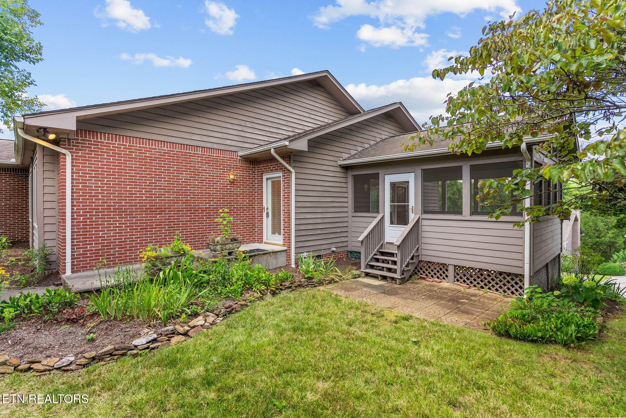 21 Rivers Court Oak Ridge TN 37830