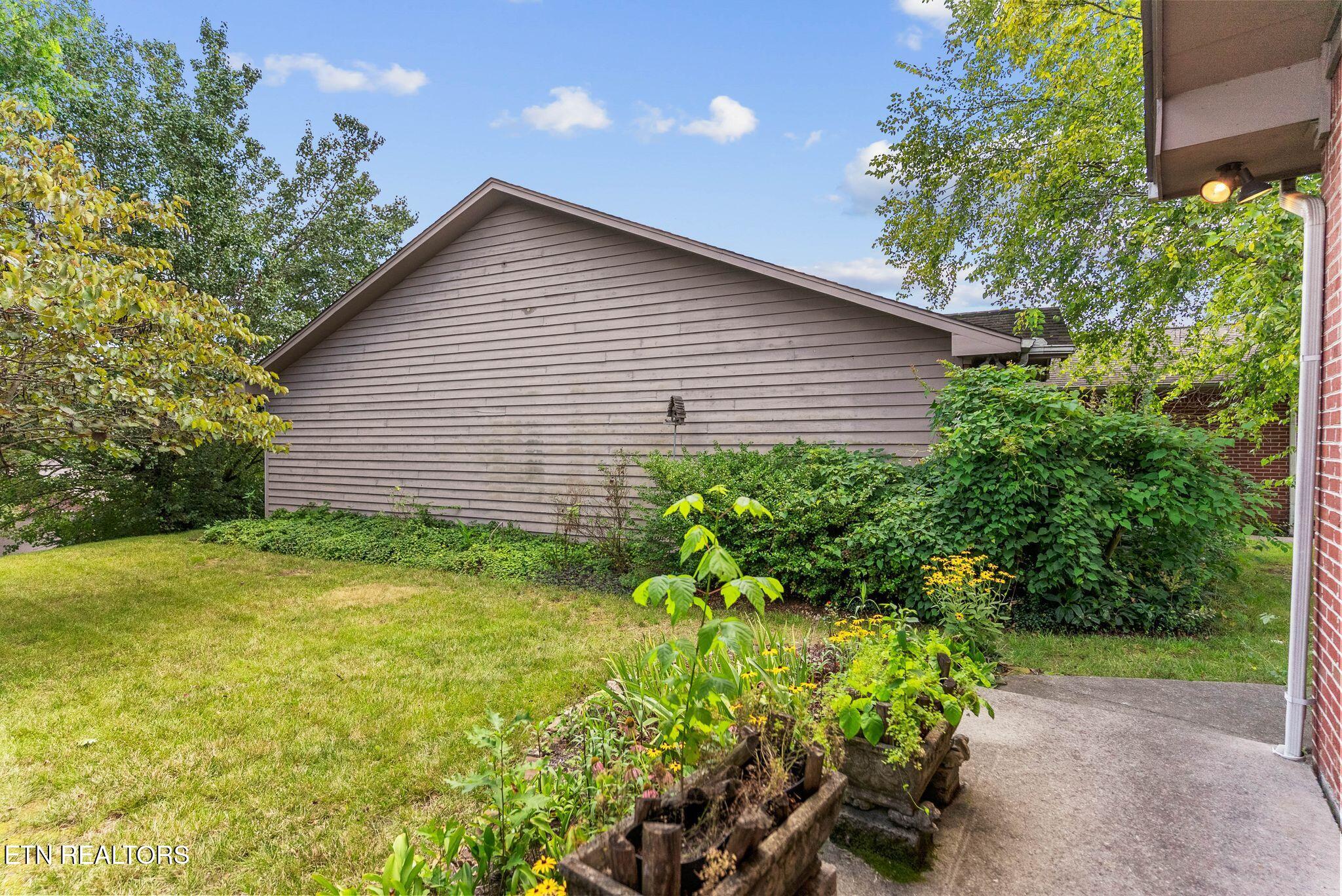 21 Rivers Court Oak Ridge TN 37830