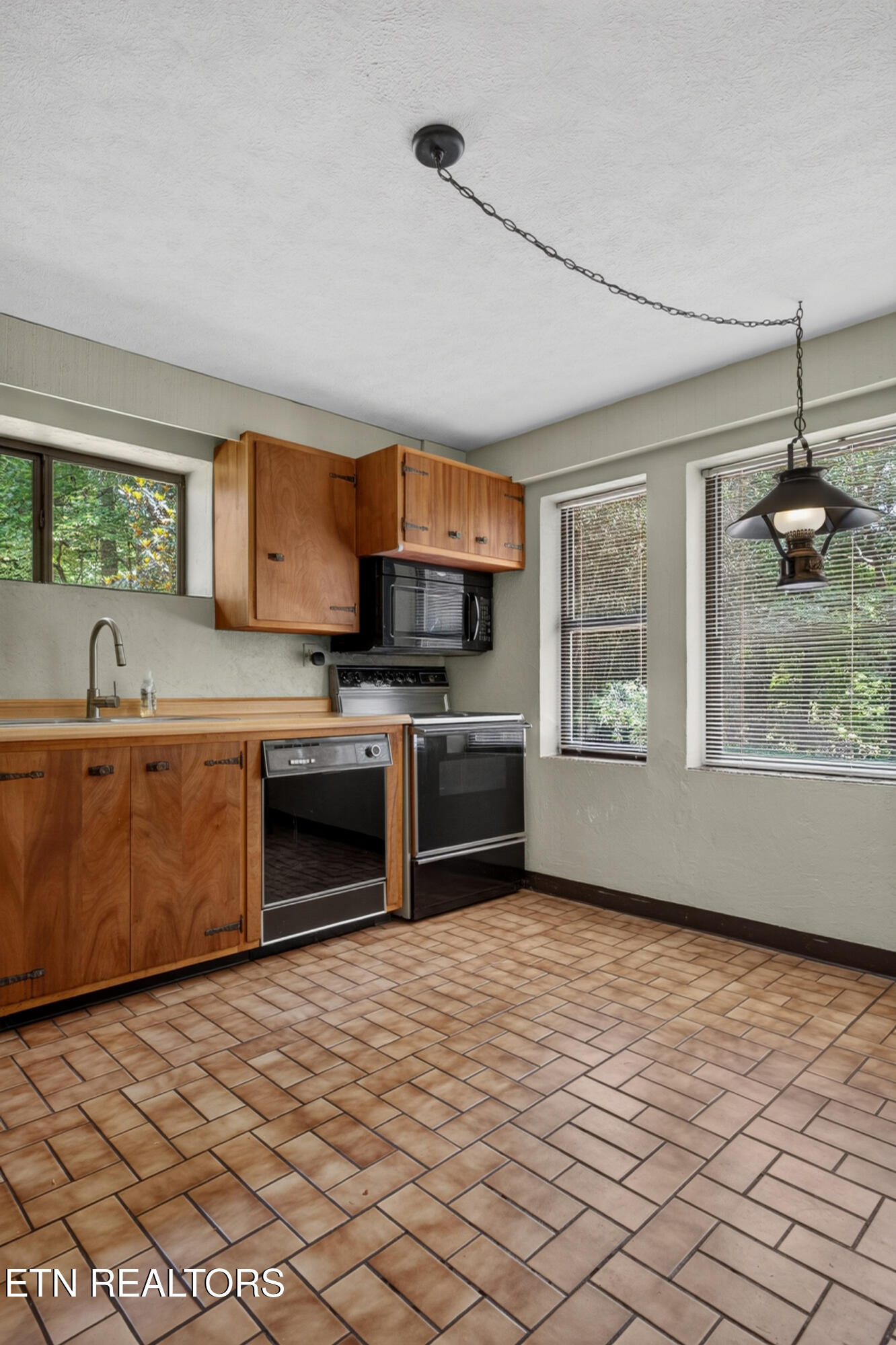 1403 Tanasi Trail Cookeville TN 38506