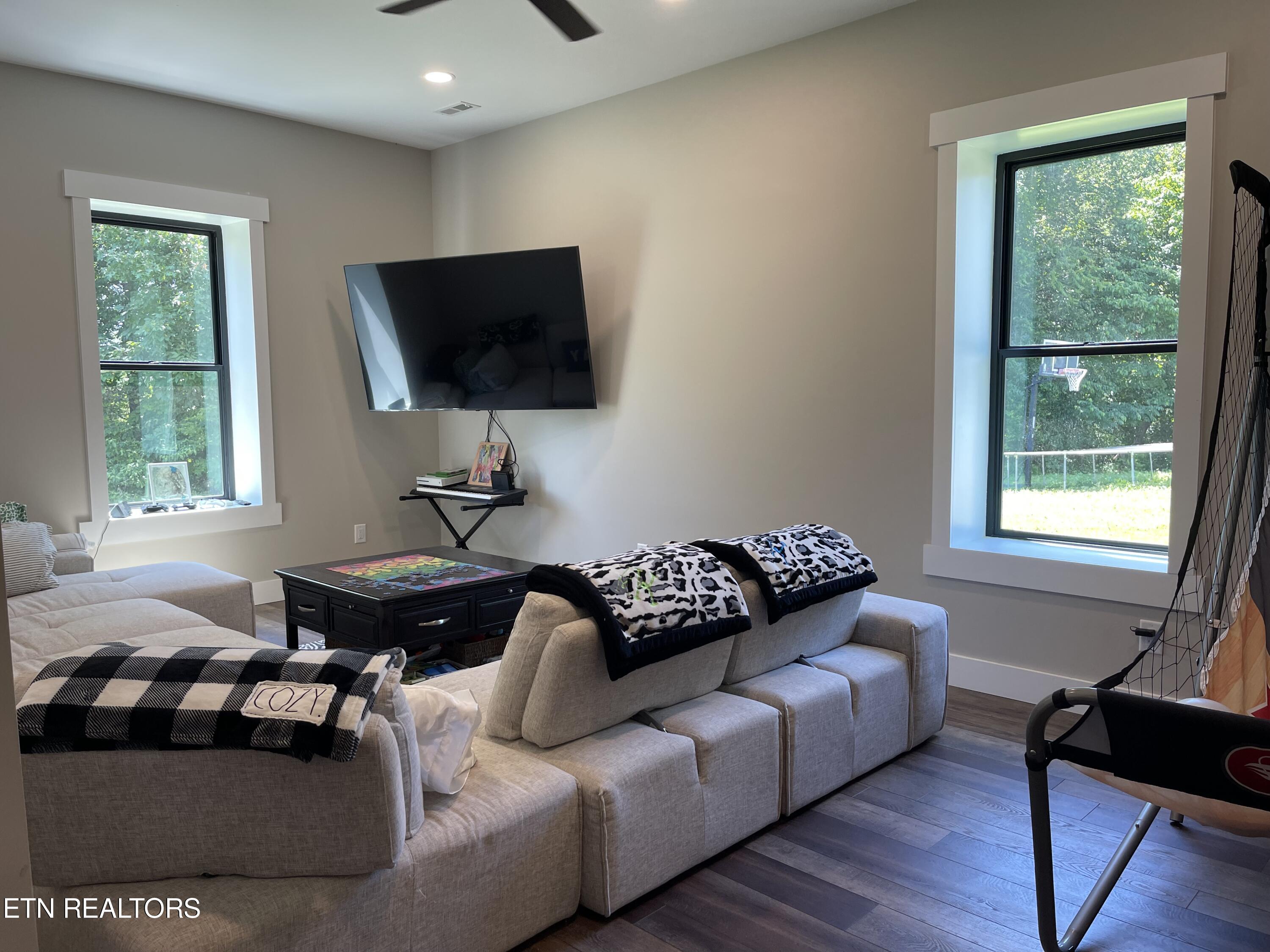 856 Jennifer Drive Knoxville TN 37938