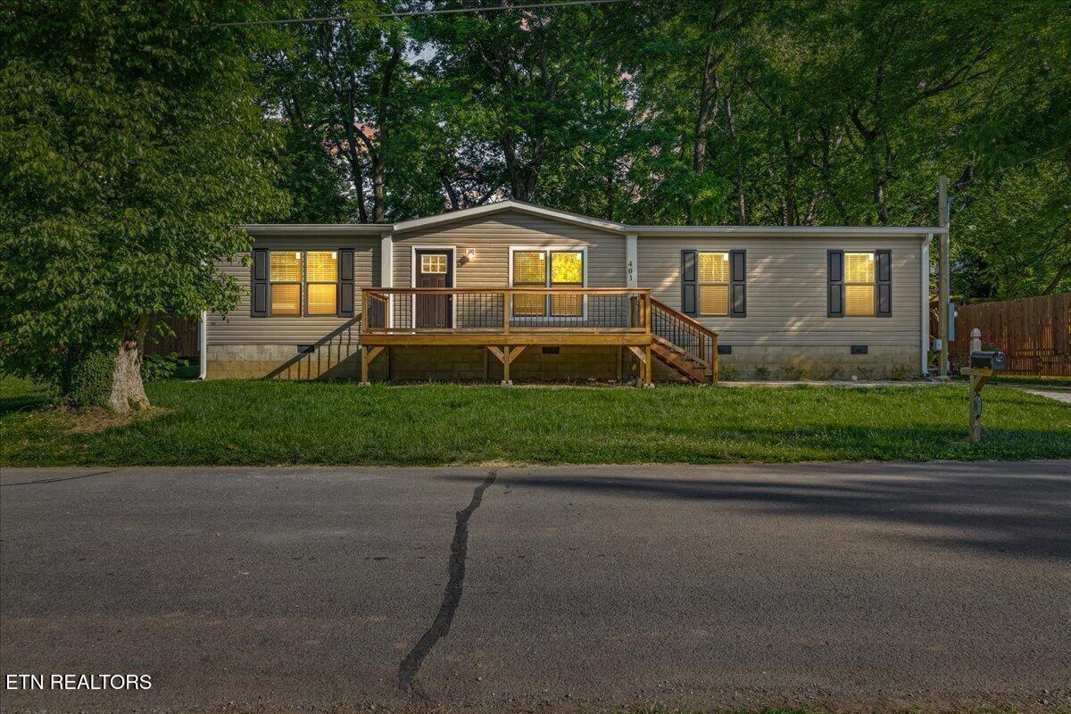 403 W Bank Street Athens TN 37303