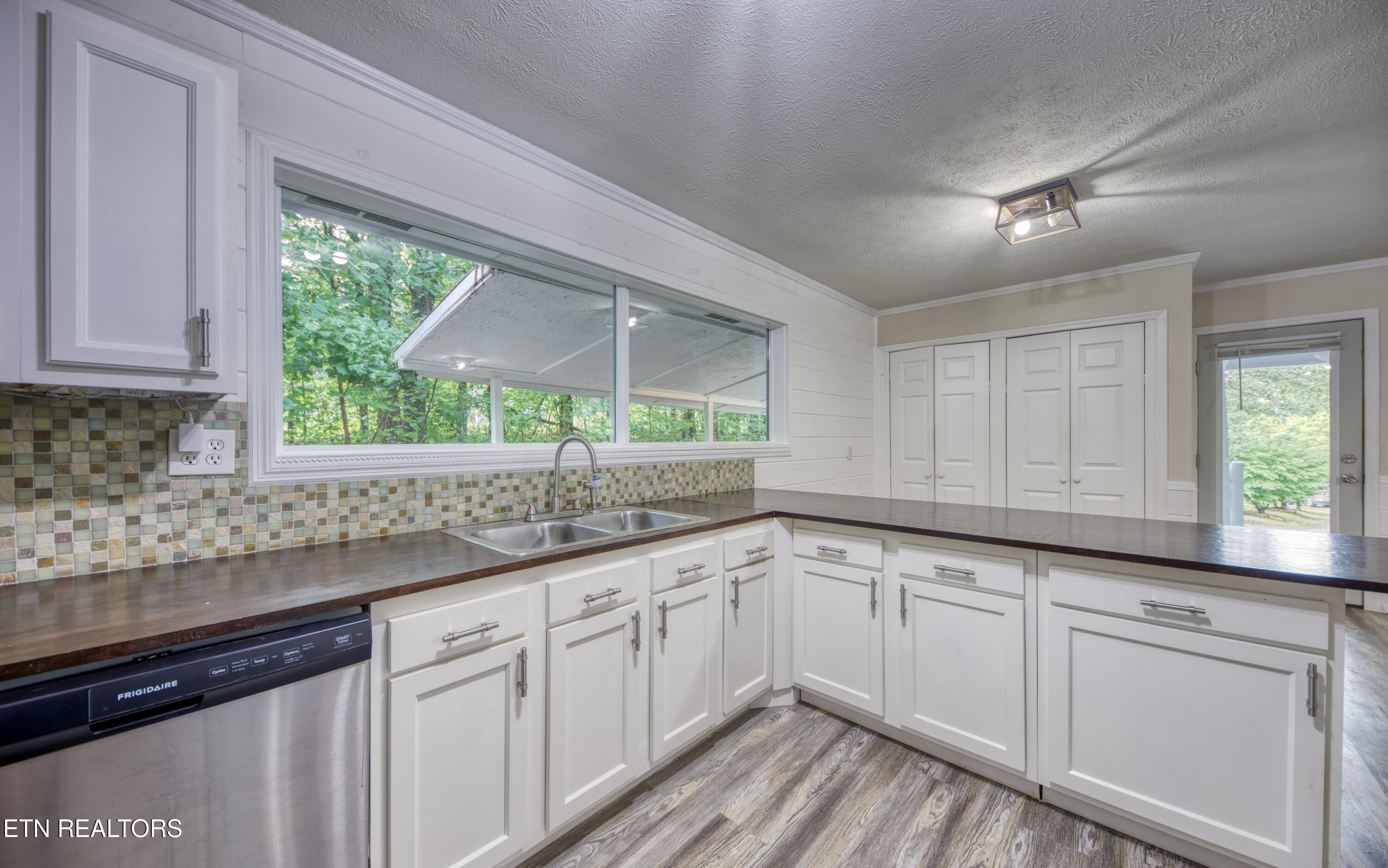 1116 Middle Ridge Road Sevierville TN 37862