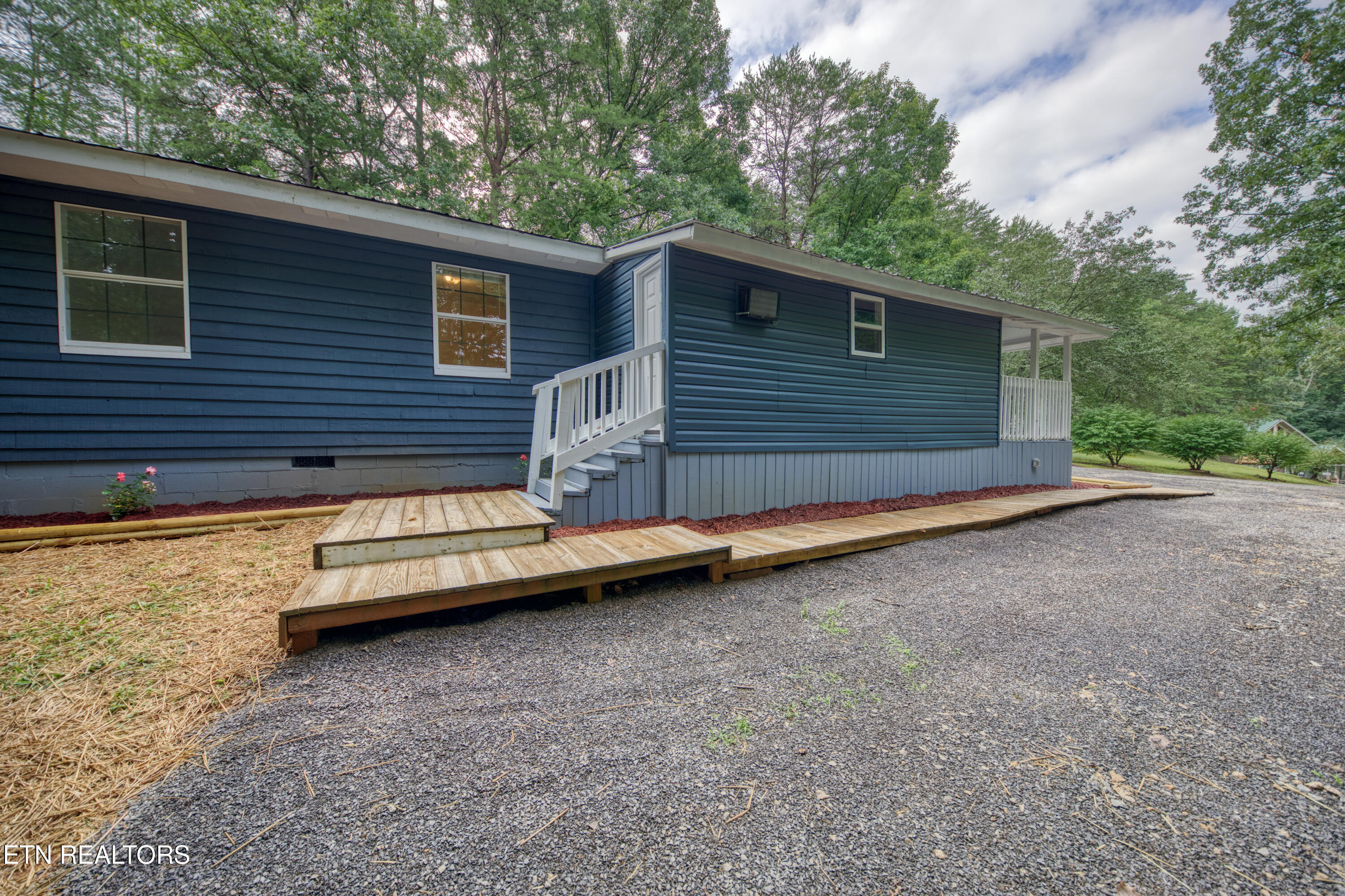 1116 Middle Ridge Road Sevierville TN 37862