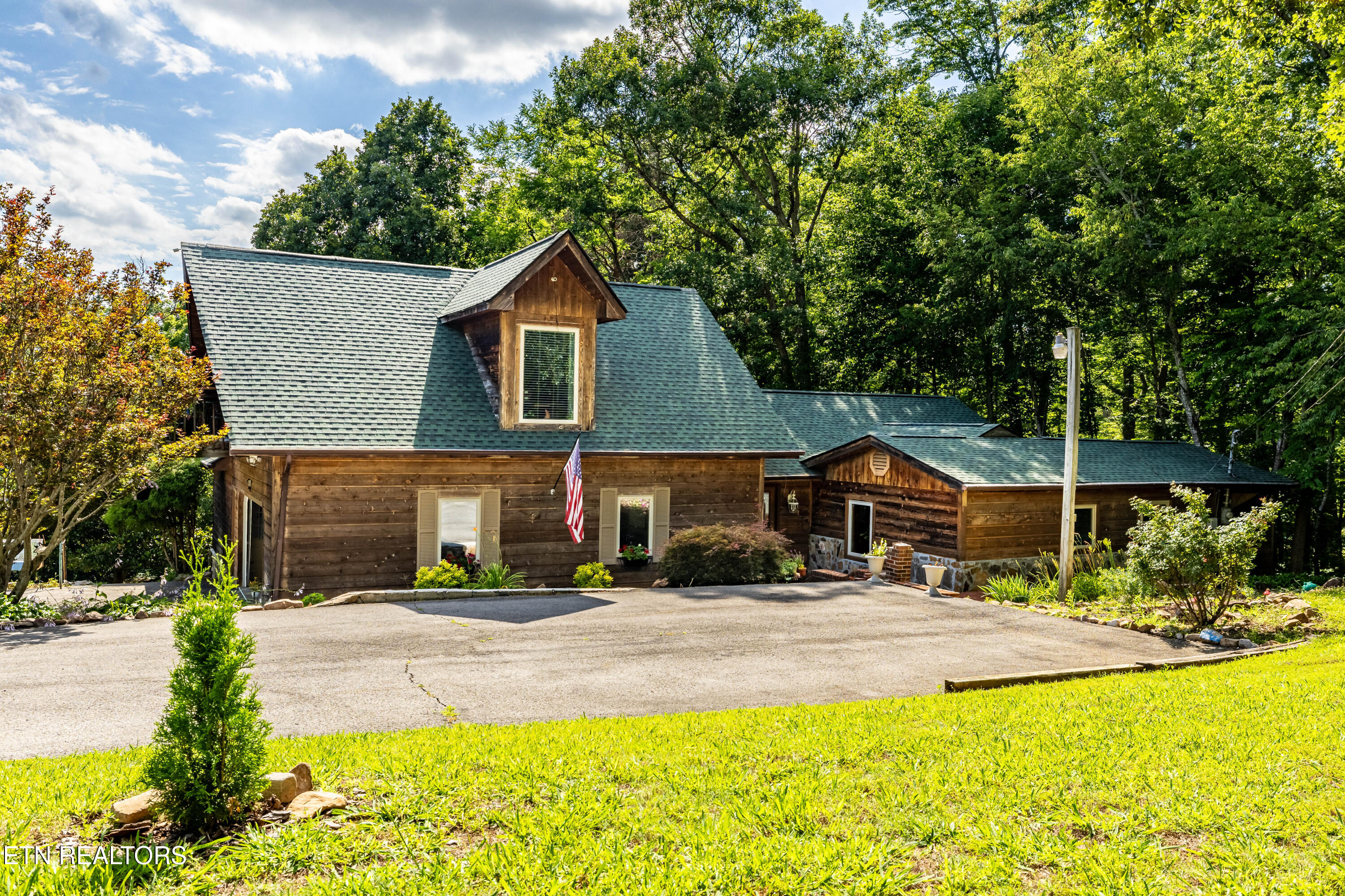 756 Blair Loop Walland TN 37886