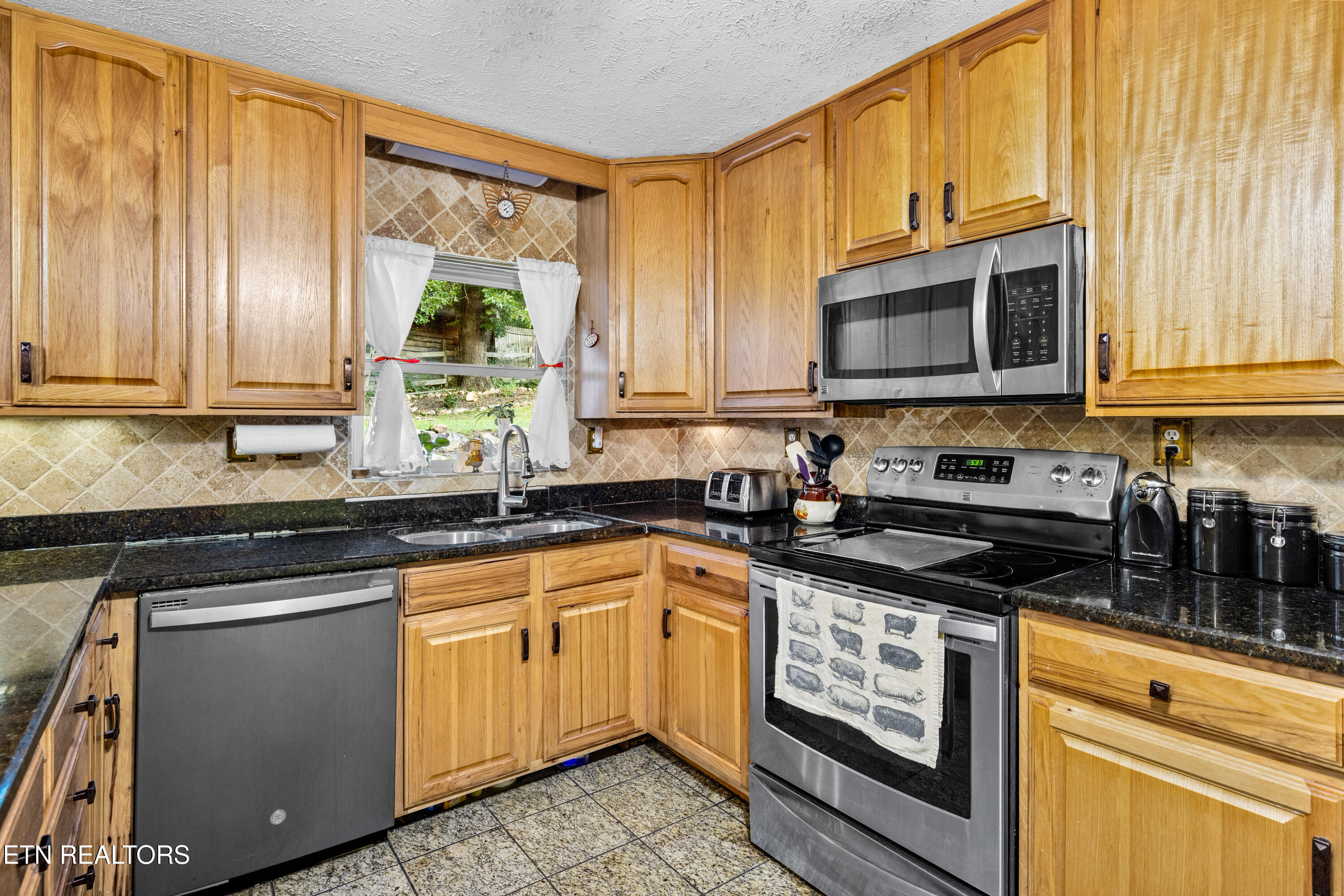 756 Blair Loop Walland TN 37886