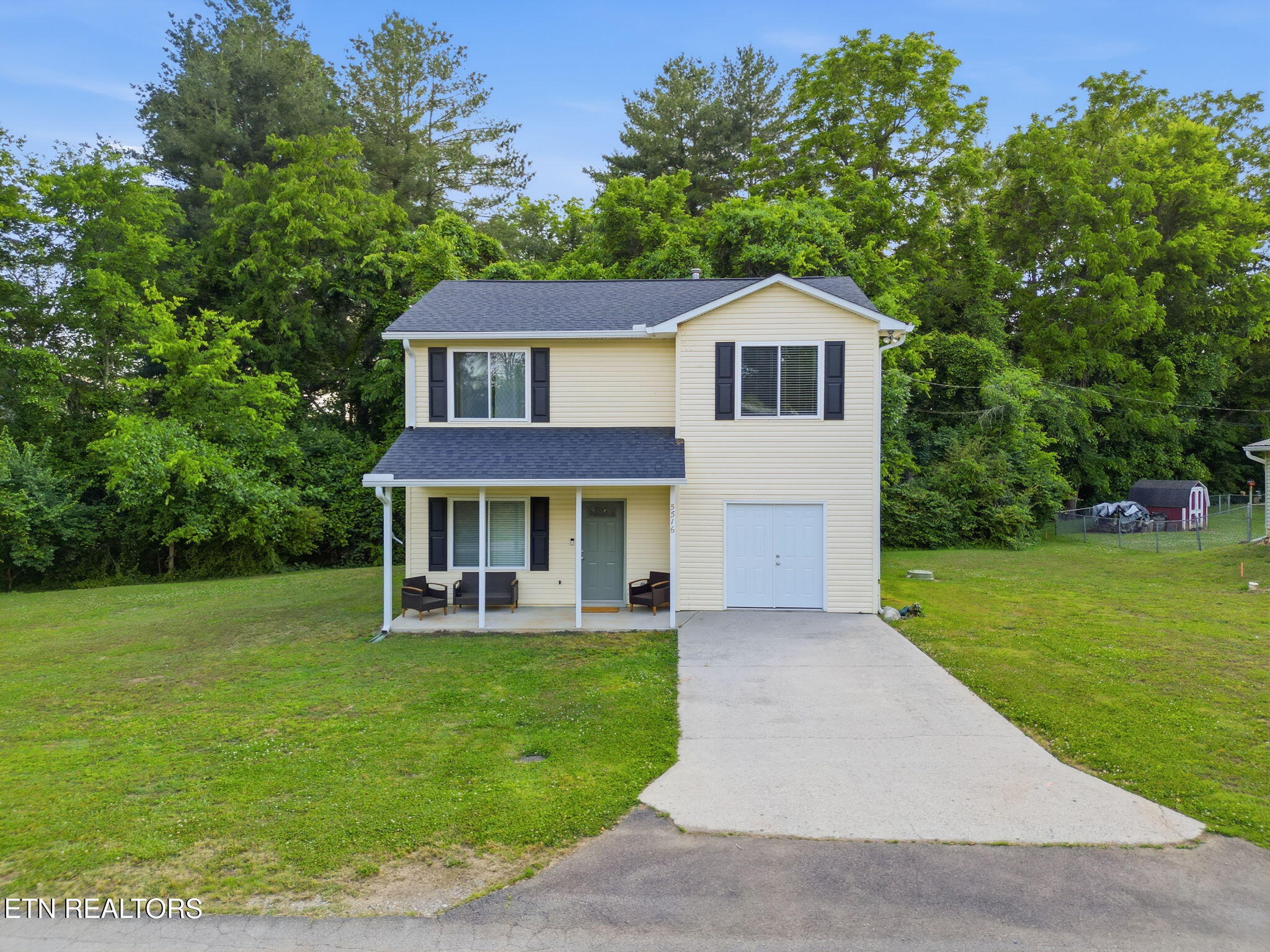 5516 W Emory Road Powell TN 37849