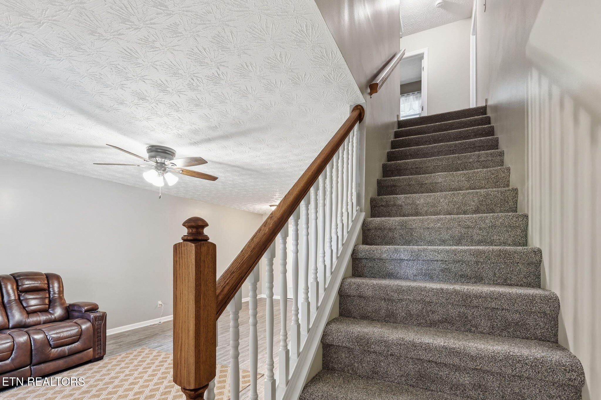 5516 W Emory Road Powell TN 37849