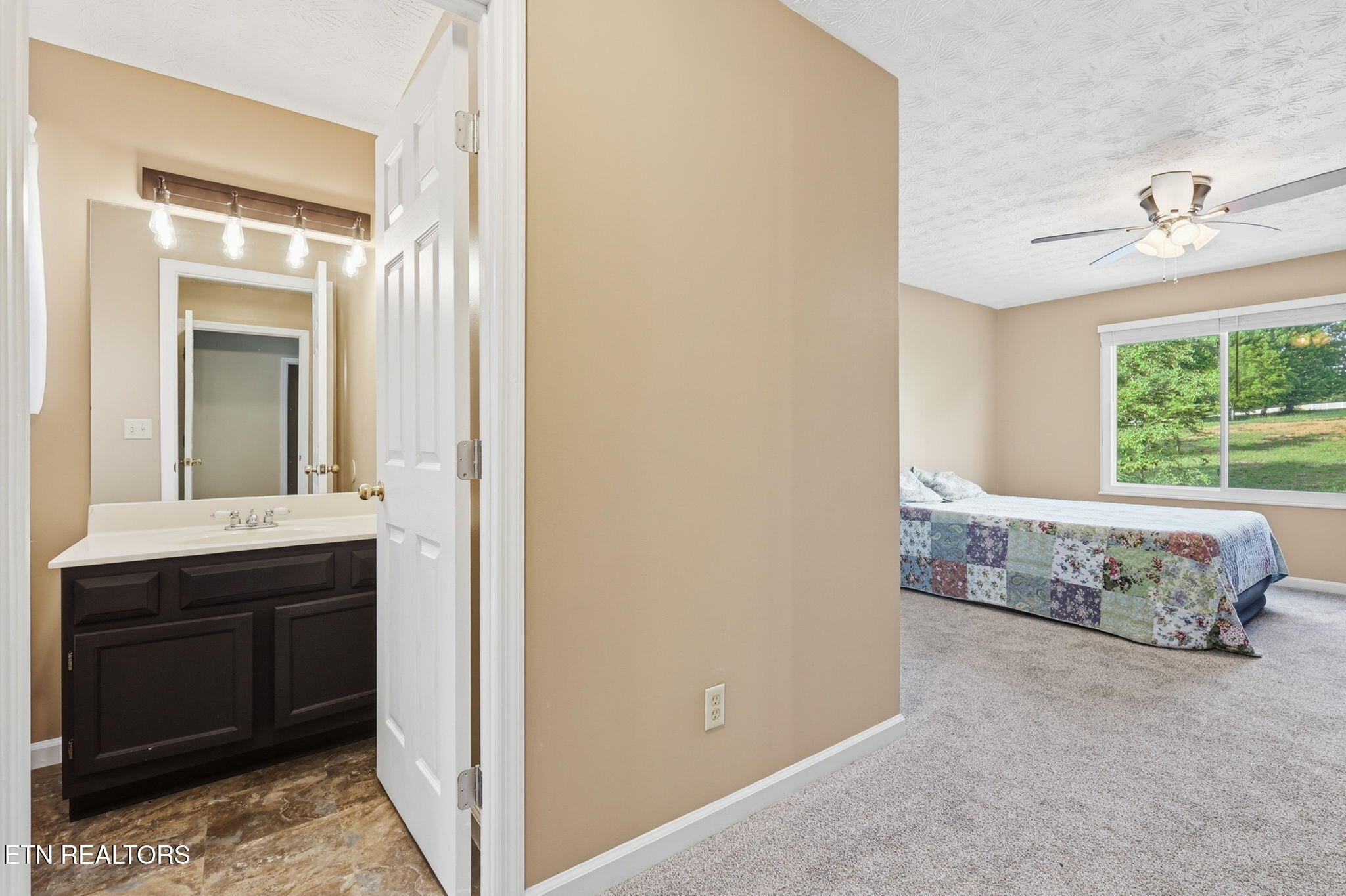 5516 W Emory Road Powell TN 37849