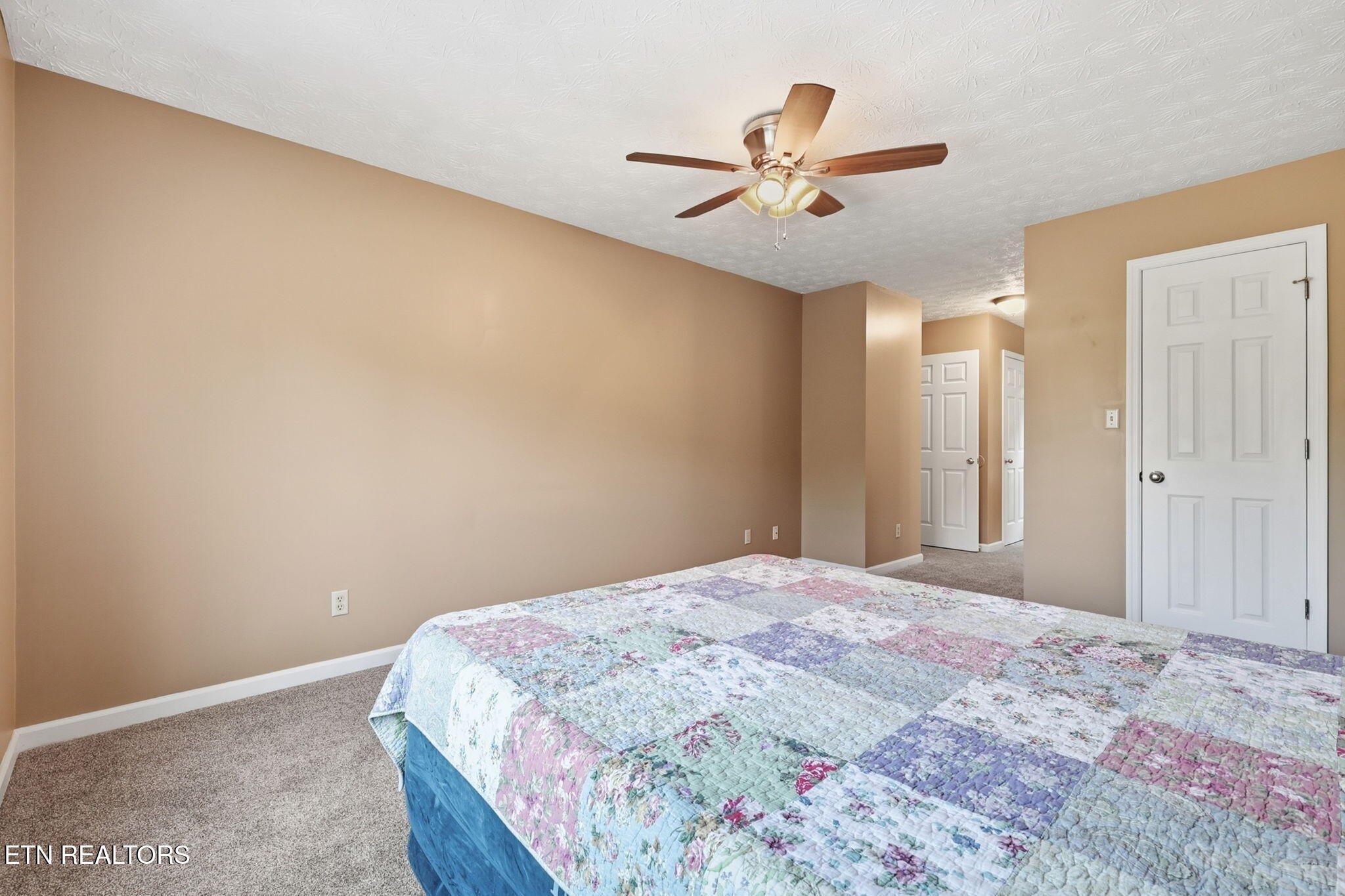 5516 W Emory Road Powell TN 37849