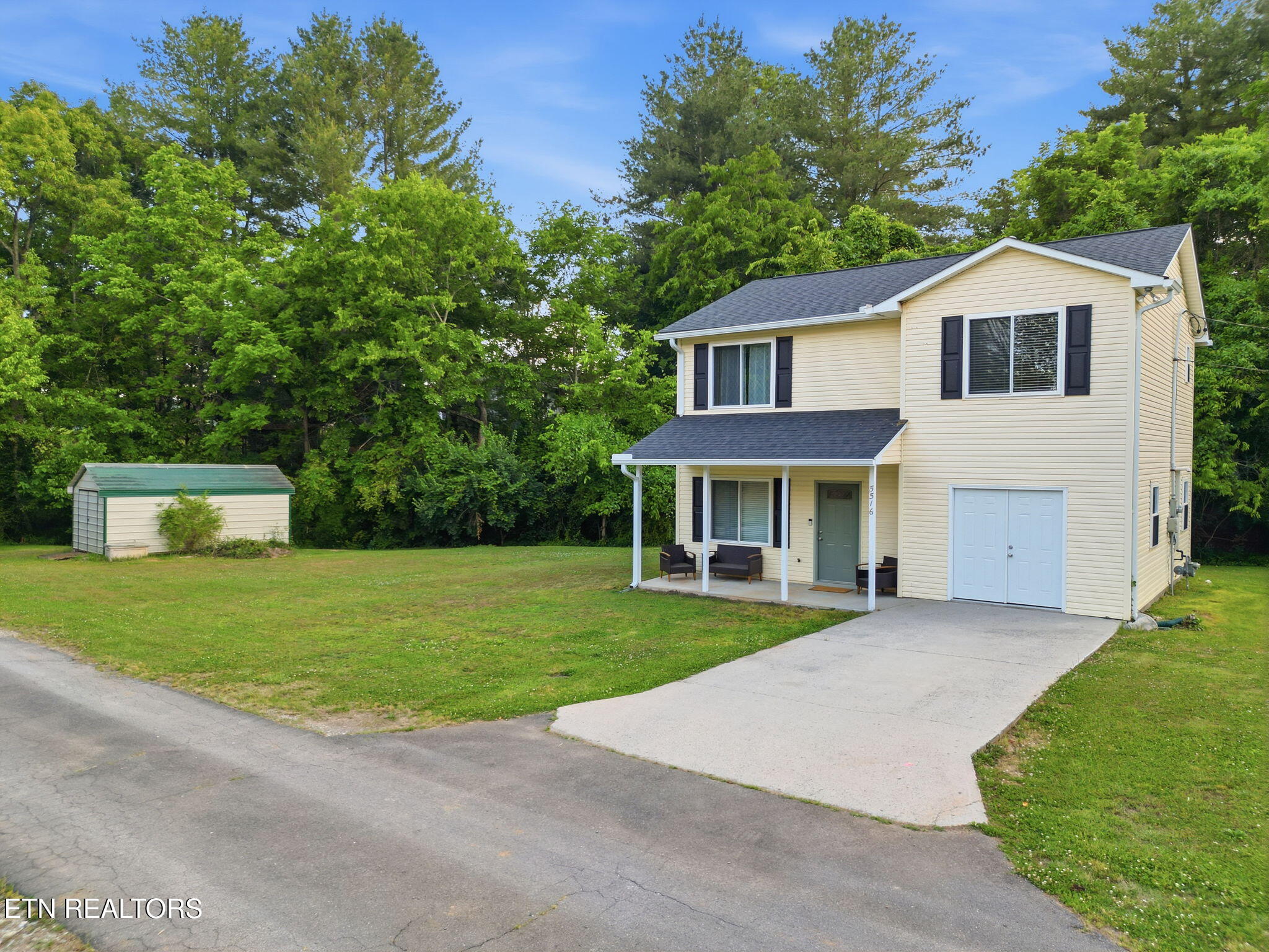 5516 W Emory Road Powell TN 37849