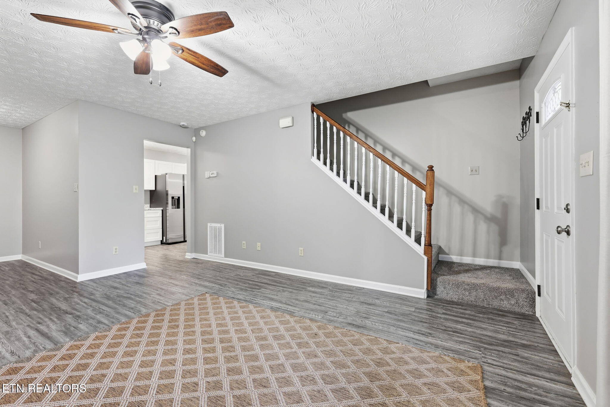 5516 W Emory Road Powell TN 37849