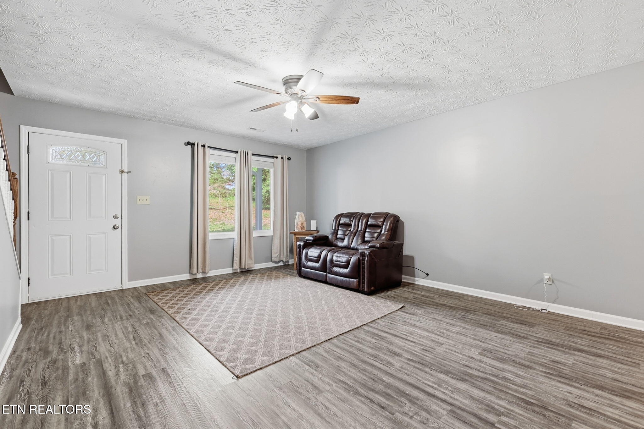 5516 W Emory Road Powell TN 37849