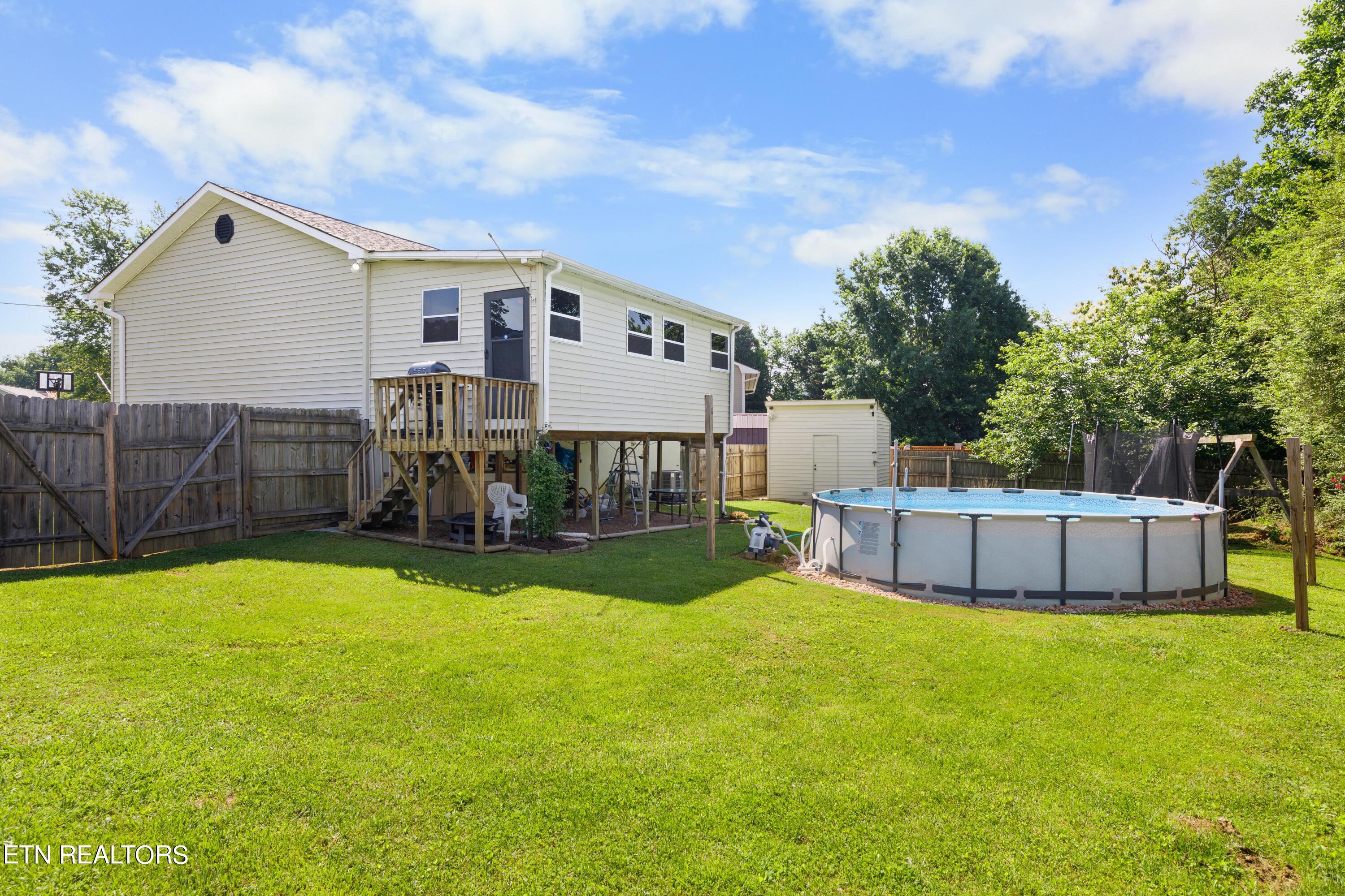 8620 Royal Oaks Drive Knoxville TN 37931