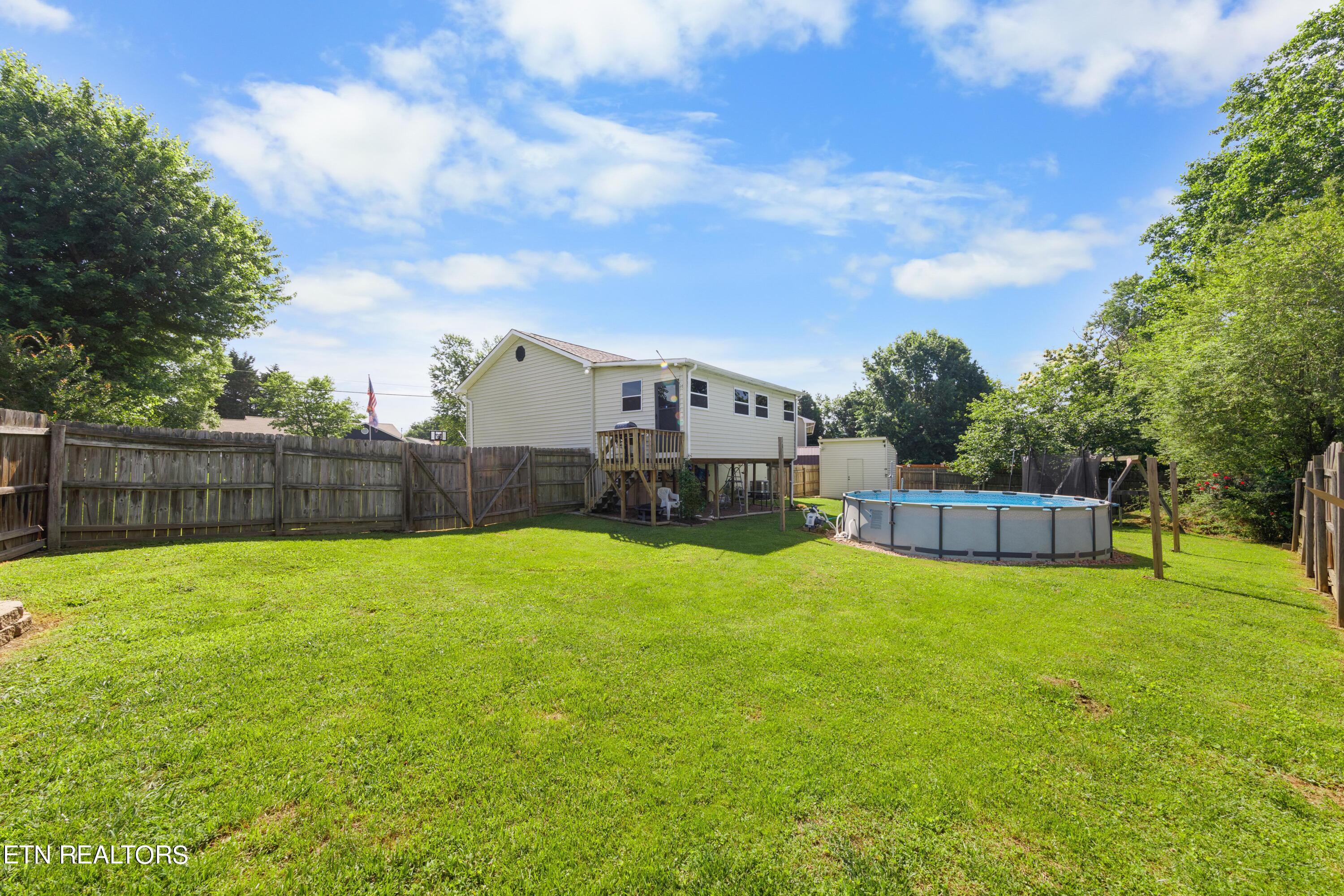 8620 Royal Oaks Drive Knoxville TN 37931