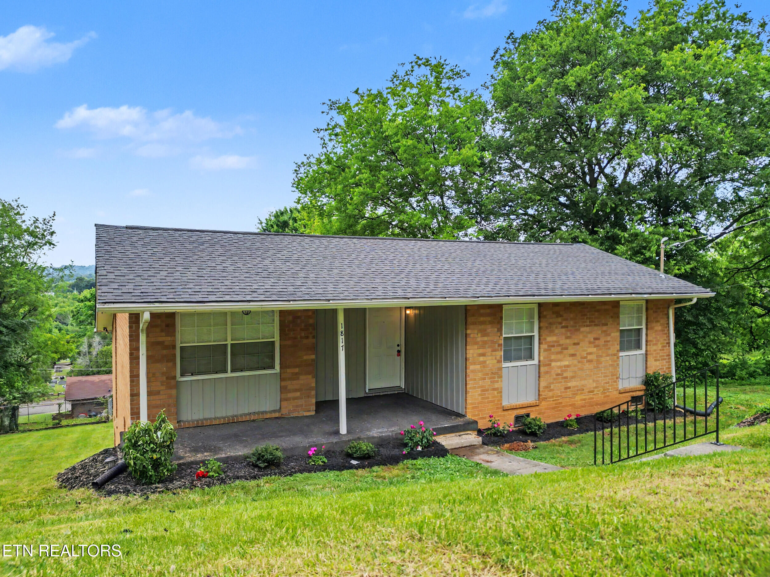 1817 Rosedale Avenue Knoxville TN 37915