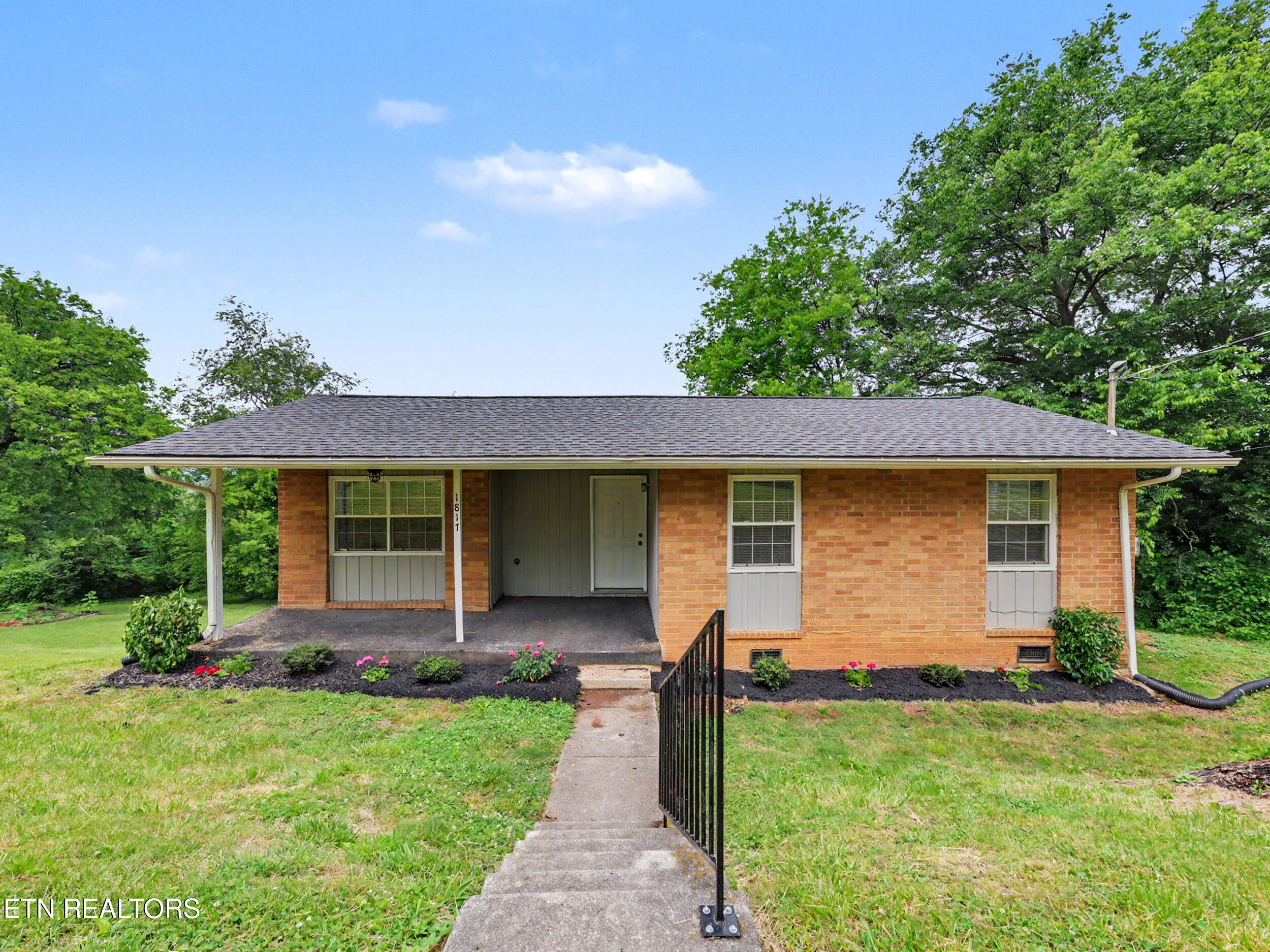 1817 Rosedale Avenue Knoxville TN 37915