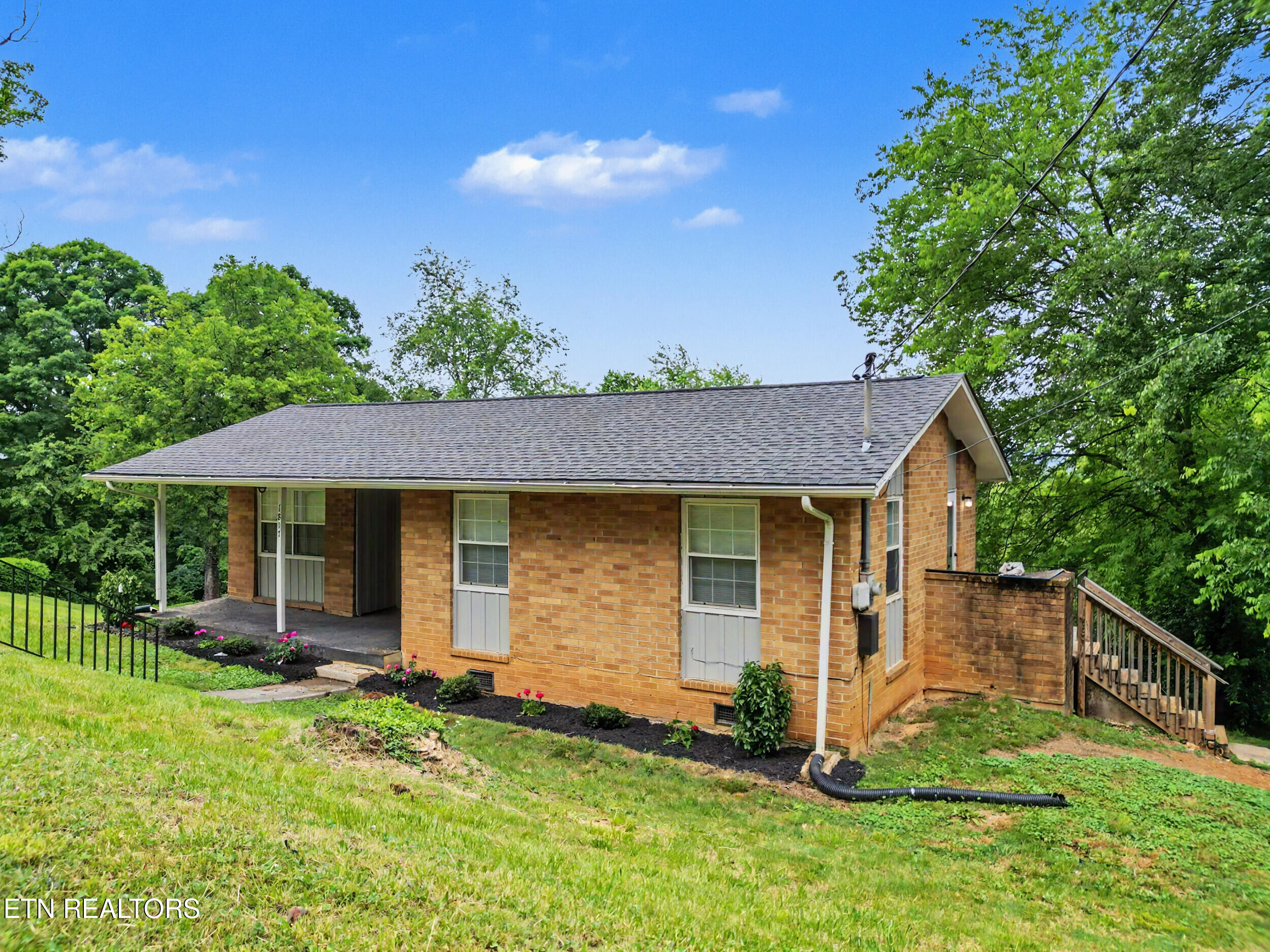 1817 Rosedale Avenue Knoxville TN 37915