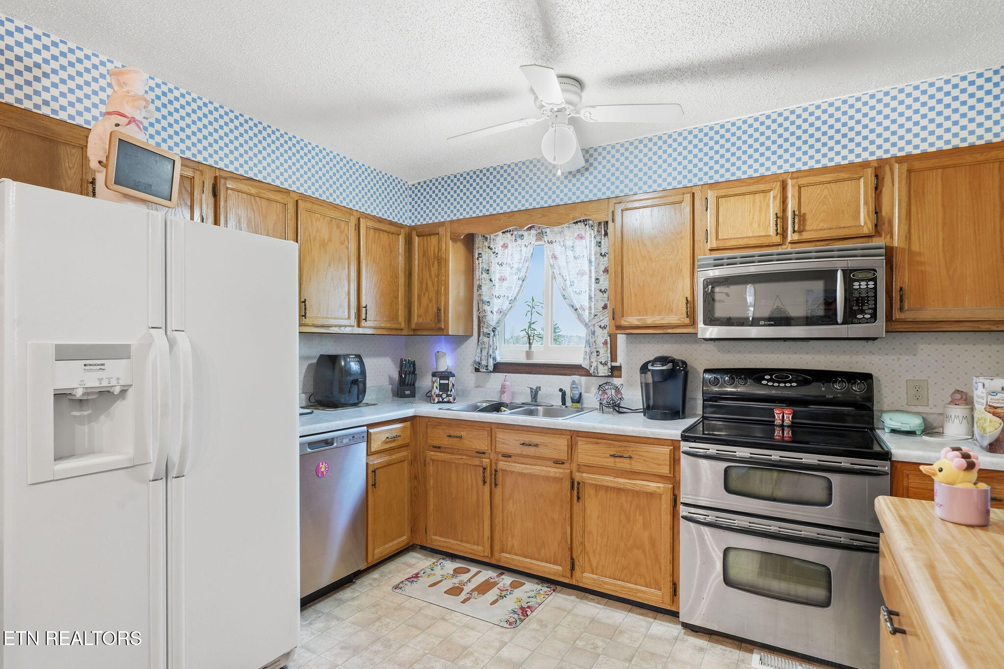 191 Ashley Lane Oneida TN 37841