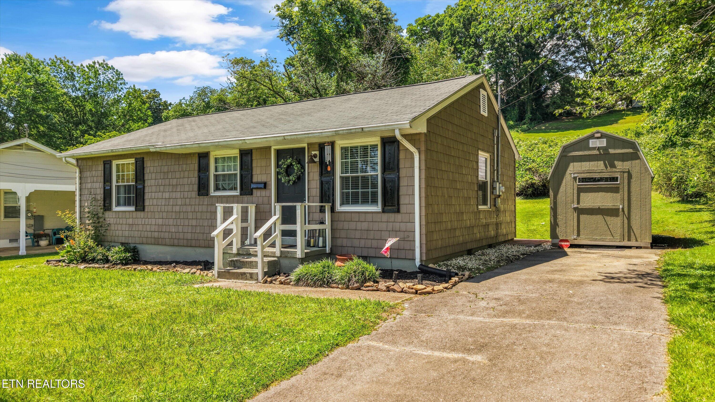 636 Robertsville Road Oak Ridge TN 37830