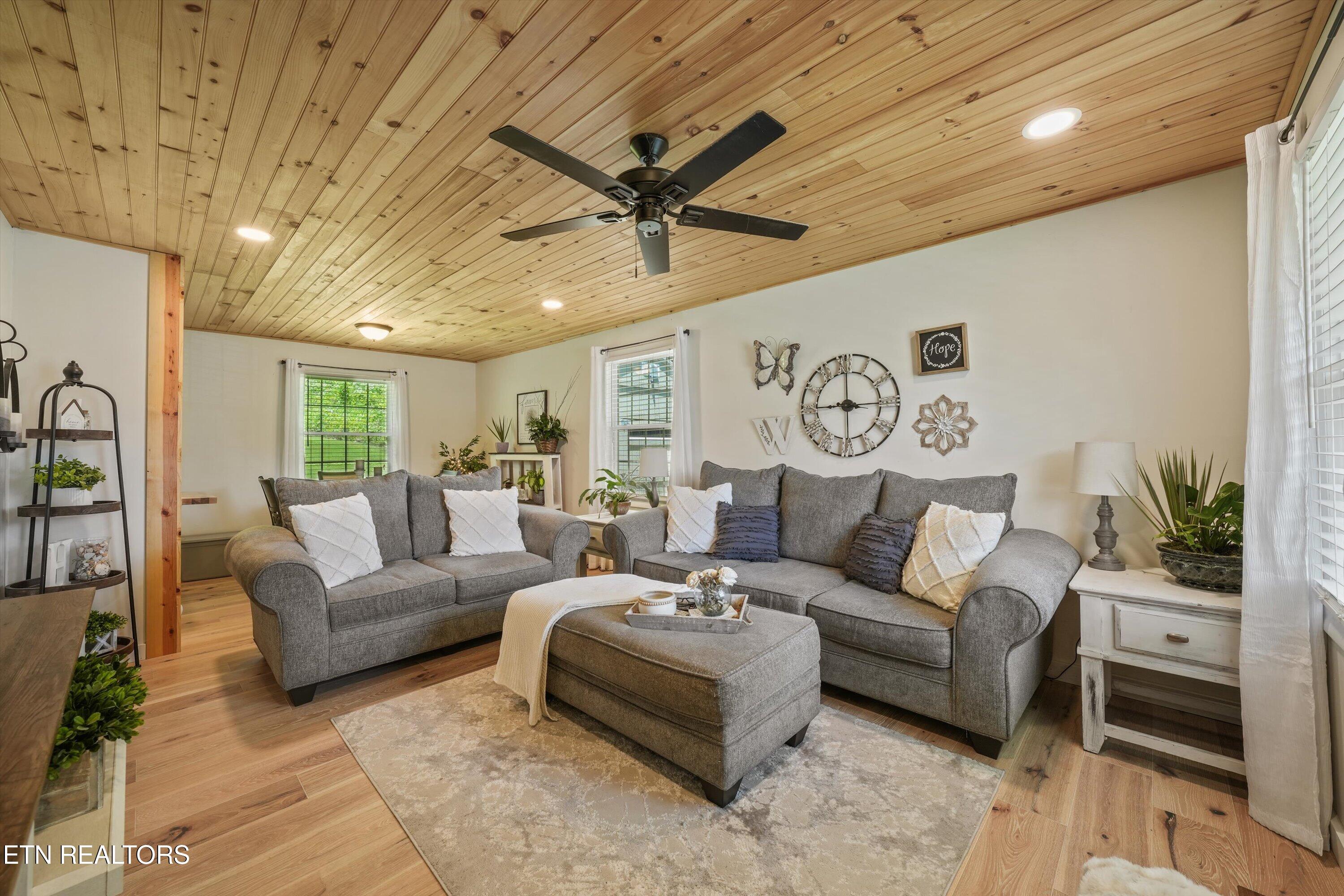 636 Robertsville Road Oak Ridge TN 37830