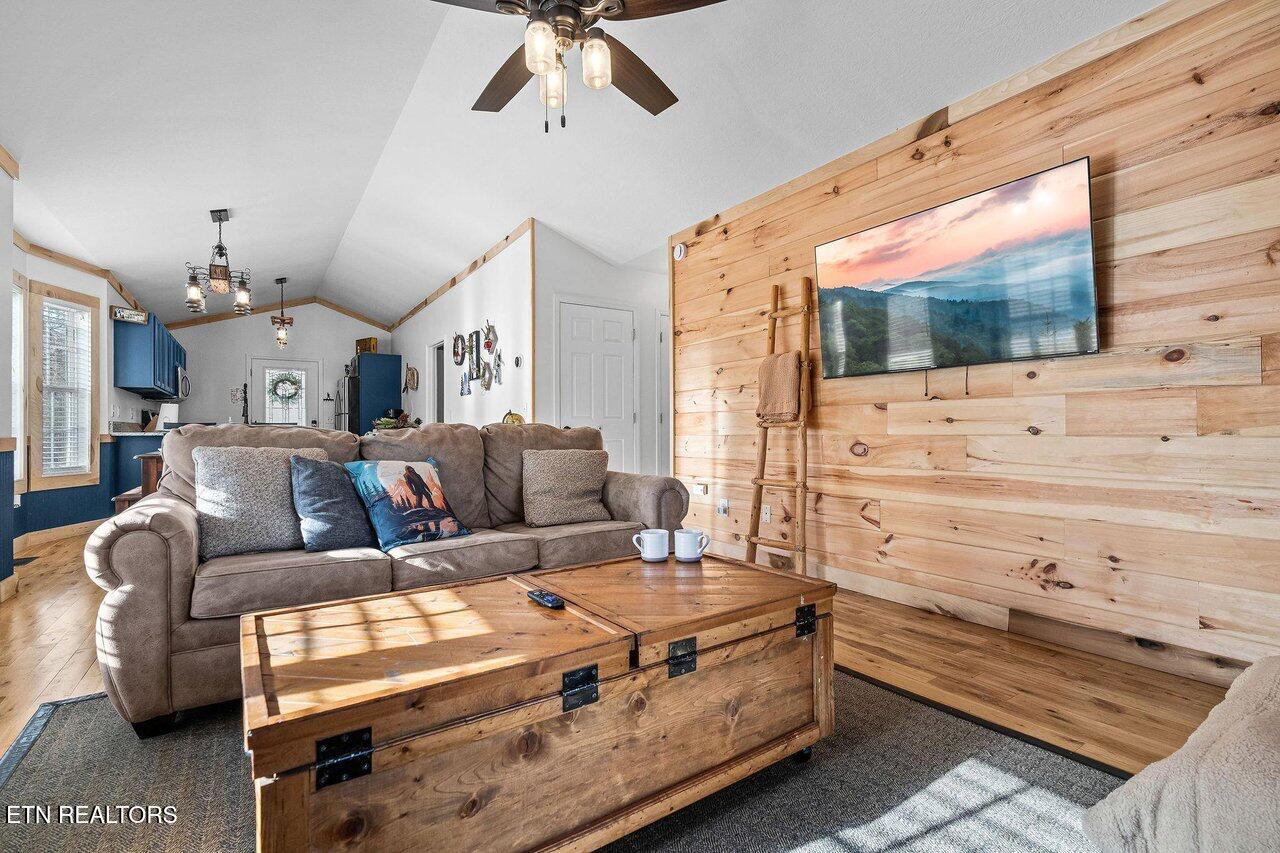 644 Lloyd Huskey Road Pigeon Forge TN 37863