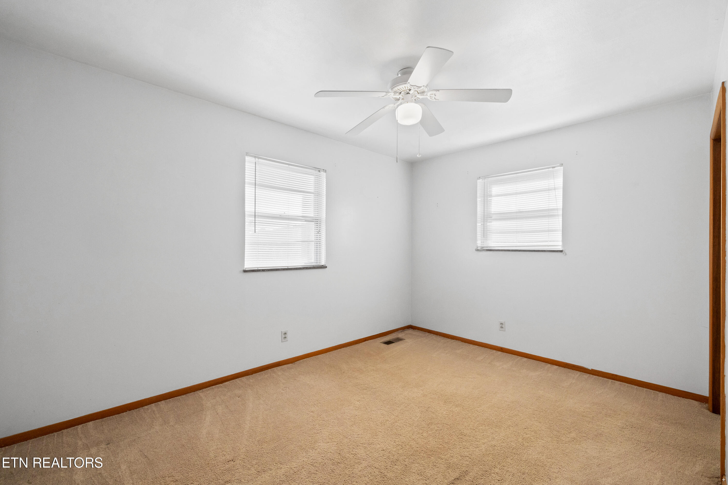 5541 Stoneleigh Road Knoxville TN 37912