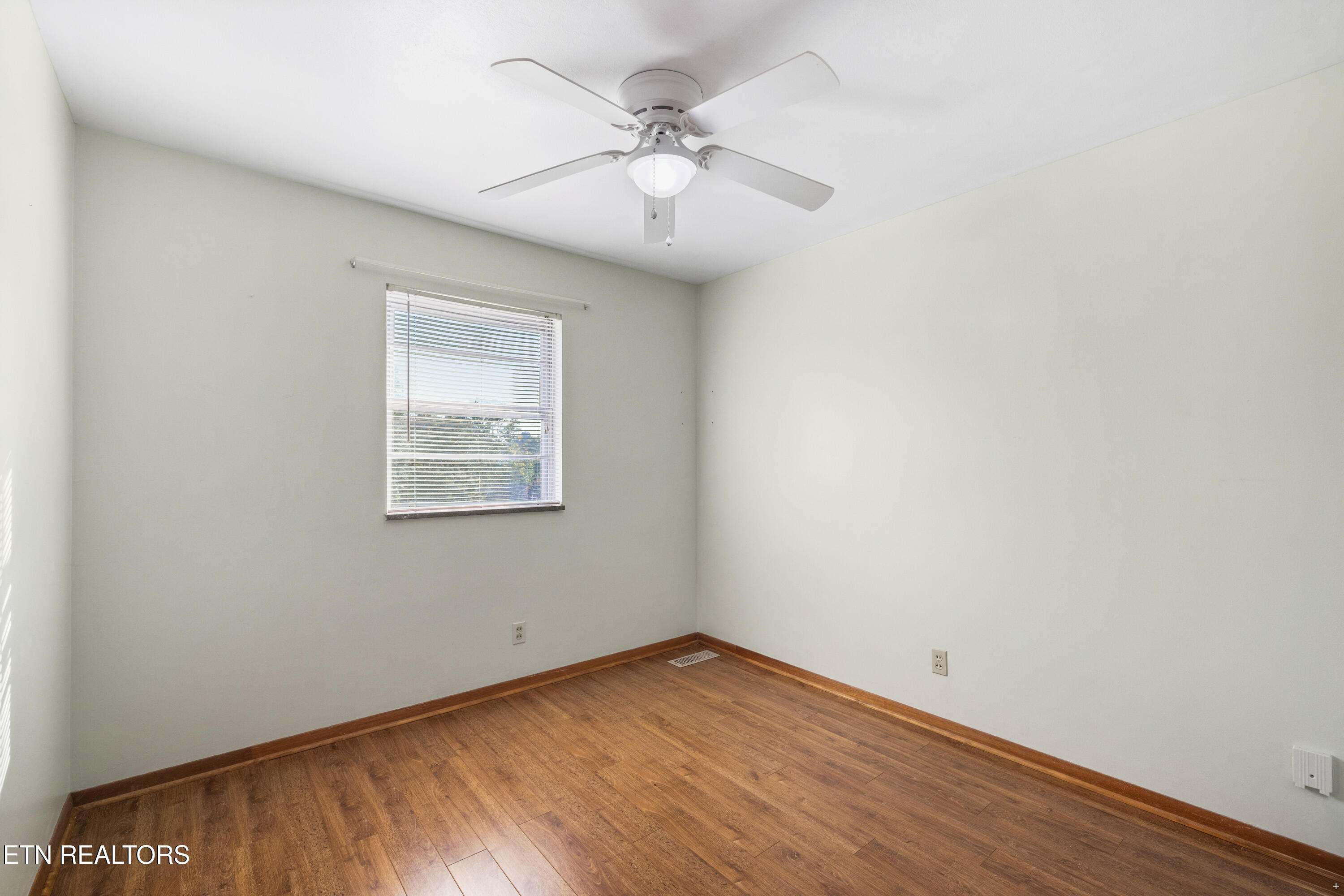 5541 Stoneleigh Road Knoxville TN 37912