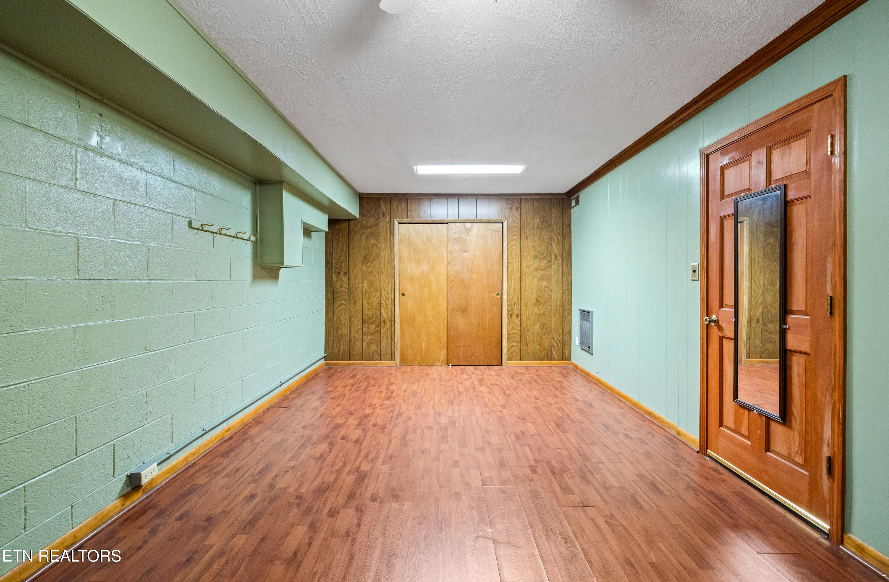 5541 Stoneleigh Road Knoxville TN 37912