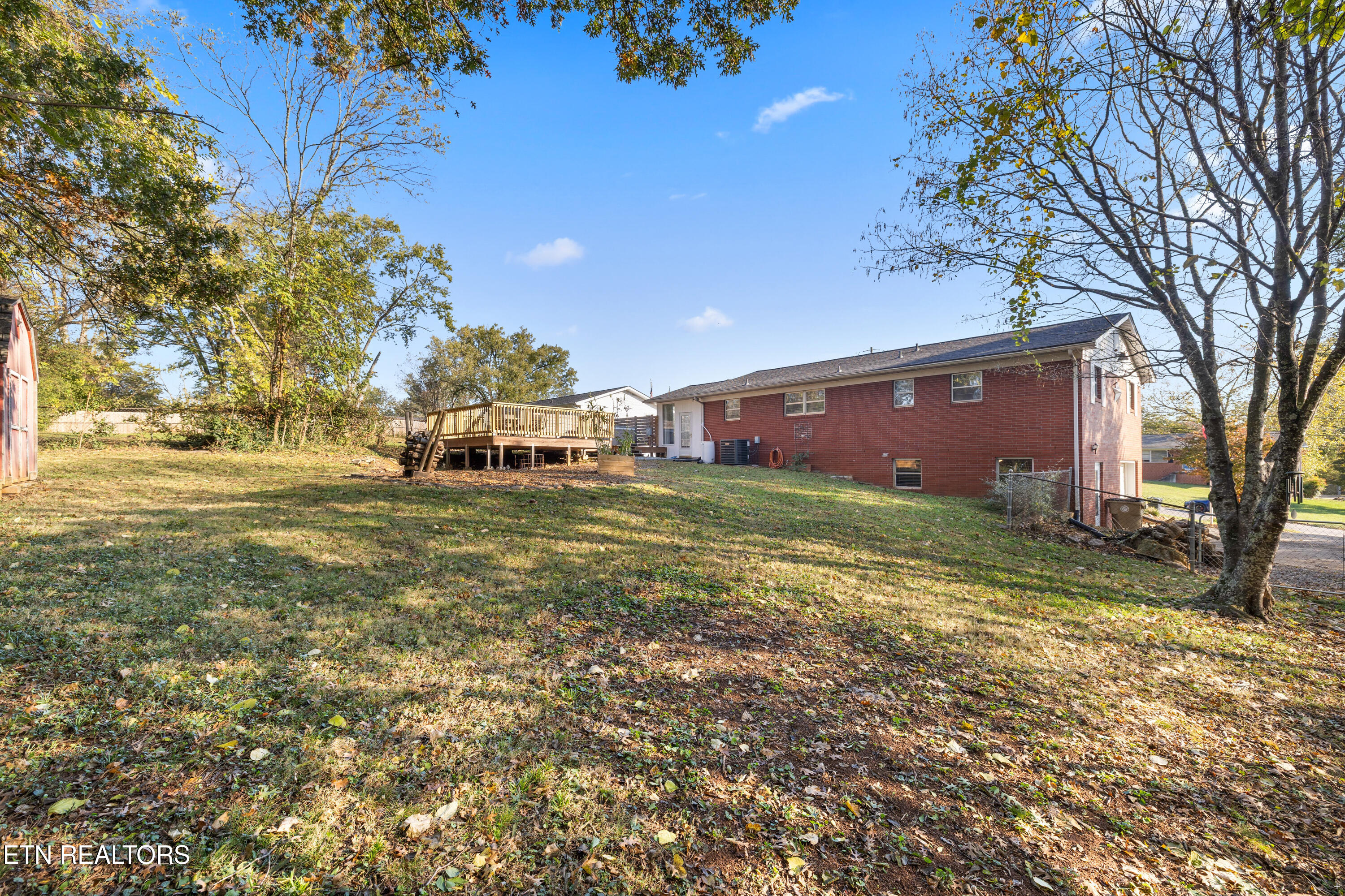 5541 Stoneleigh Road Knoxville TN 37912