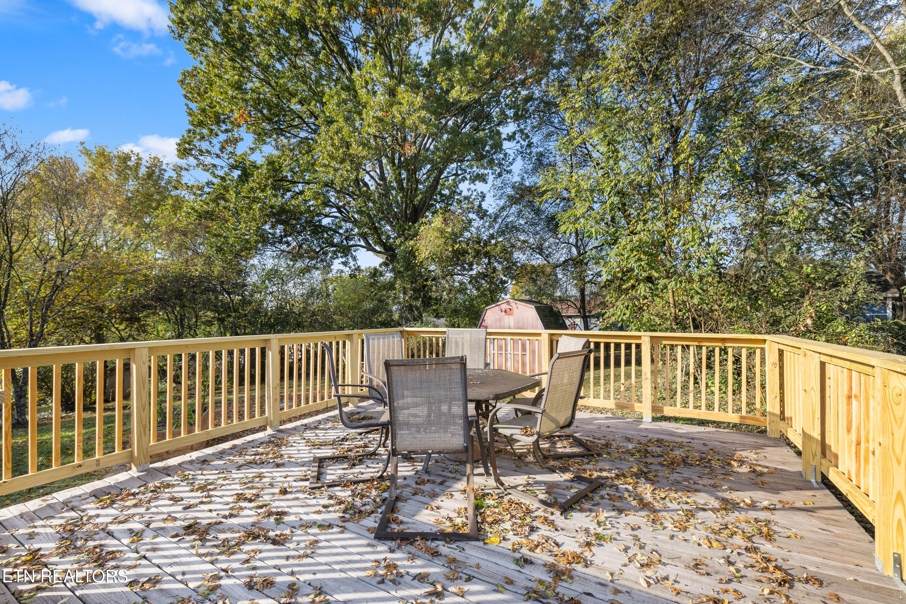 5541 Stoneleigh Road Knoxville TN 37912