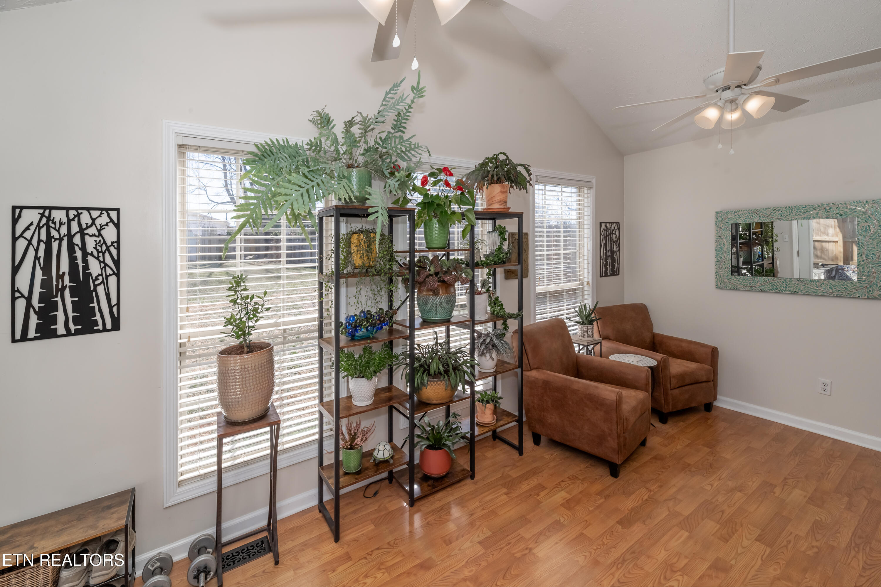 1932 Seymour Avenue Knoxville TN 37917