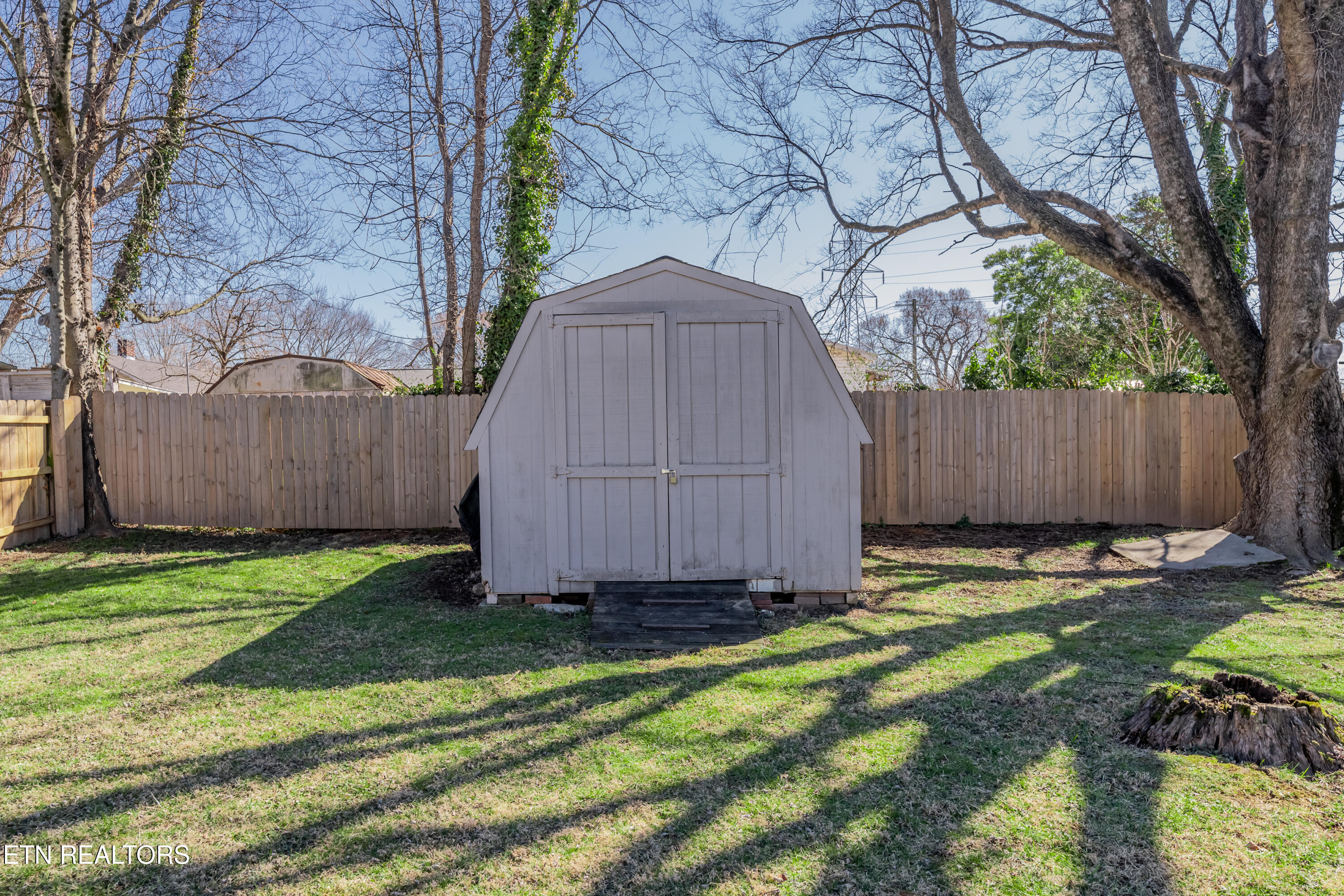 1932 Seymour Avenue Knoxville TN 37917