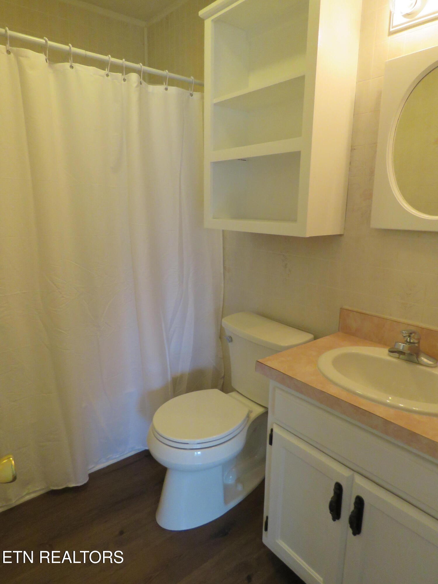 101 W Sheridan Place Oak Ridge TN 37830