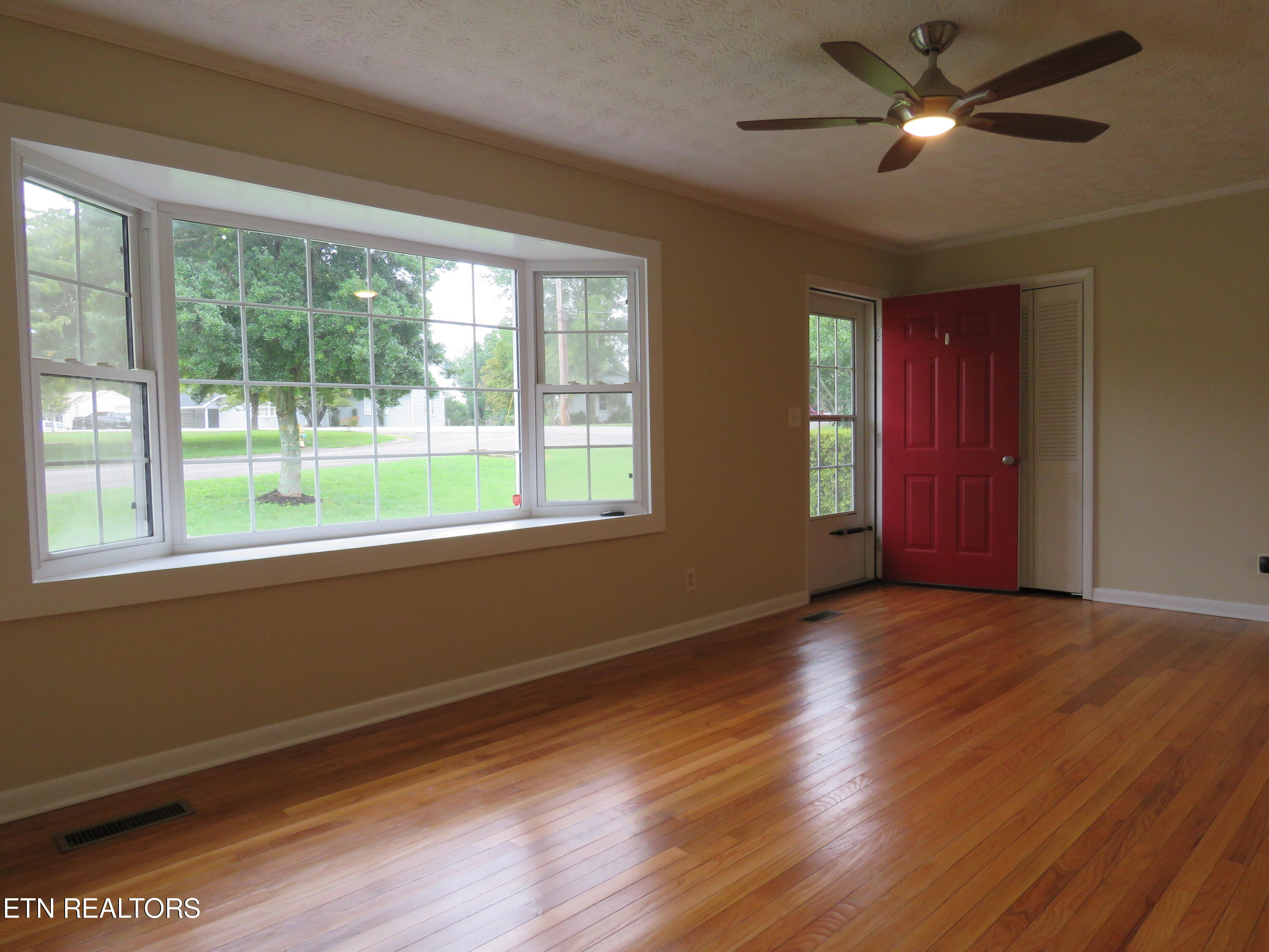 101 W Sheridan Place Oak Ridge TN 37830