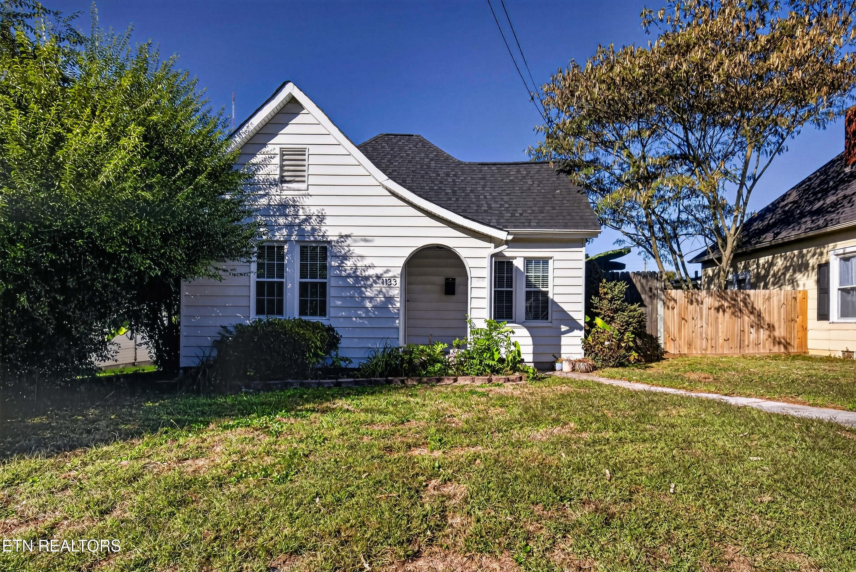 1133 Hiawassee Avenue Knoxville TN 37917