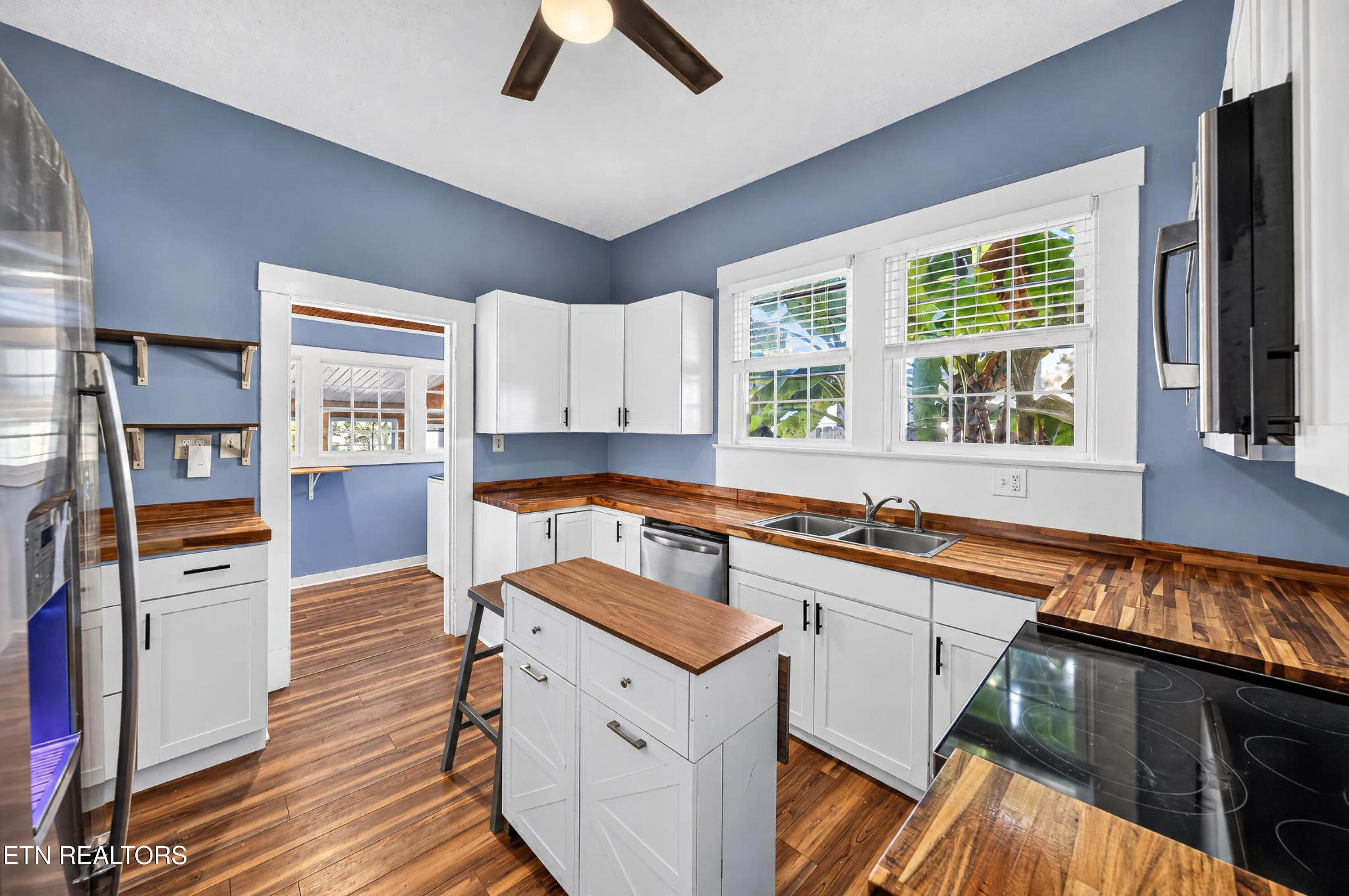 1133 Hiawassee Avenue Knoxville TN 37917