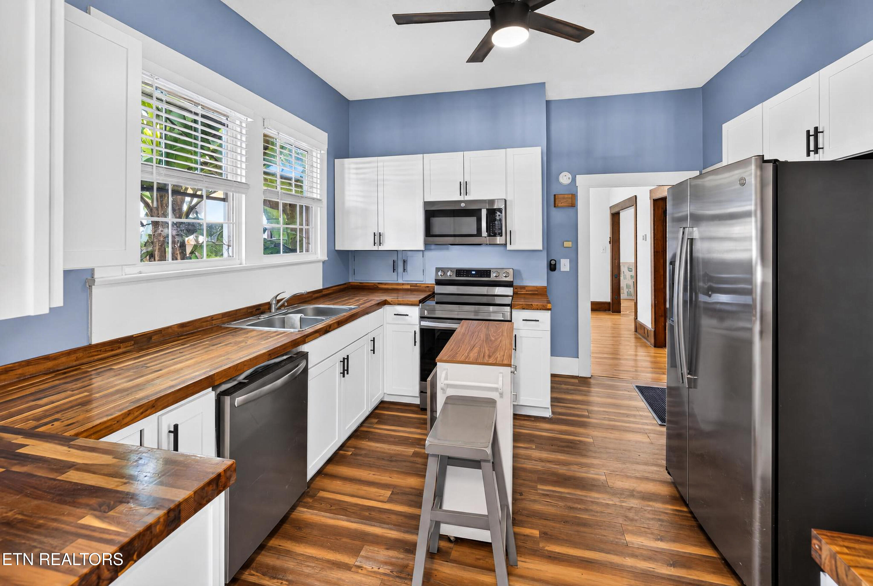 1133 Hiawassee Avenue Knoxville TN 37917