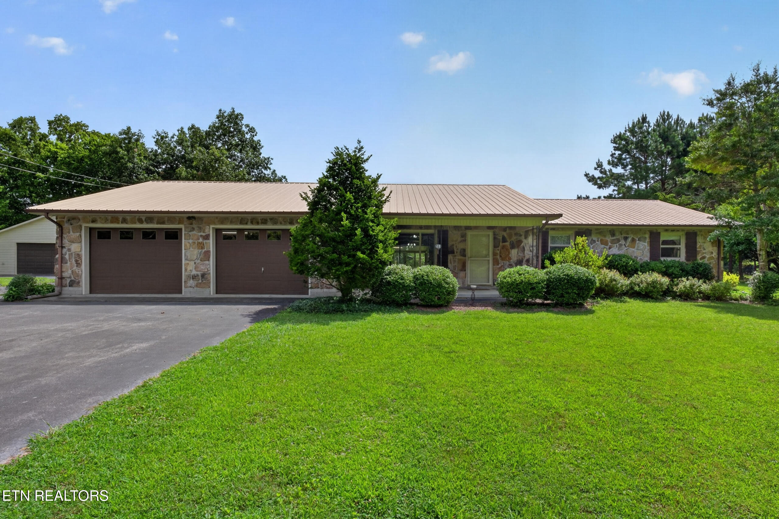 705 Highland Drive Crossville TN 38572