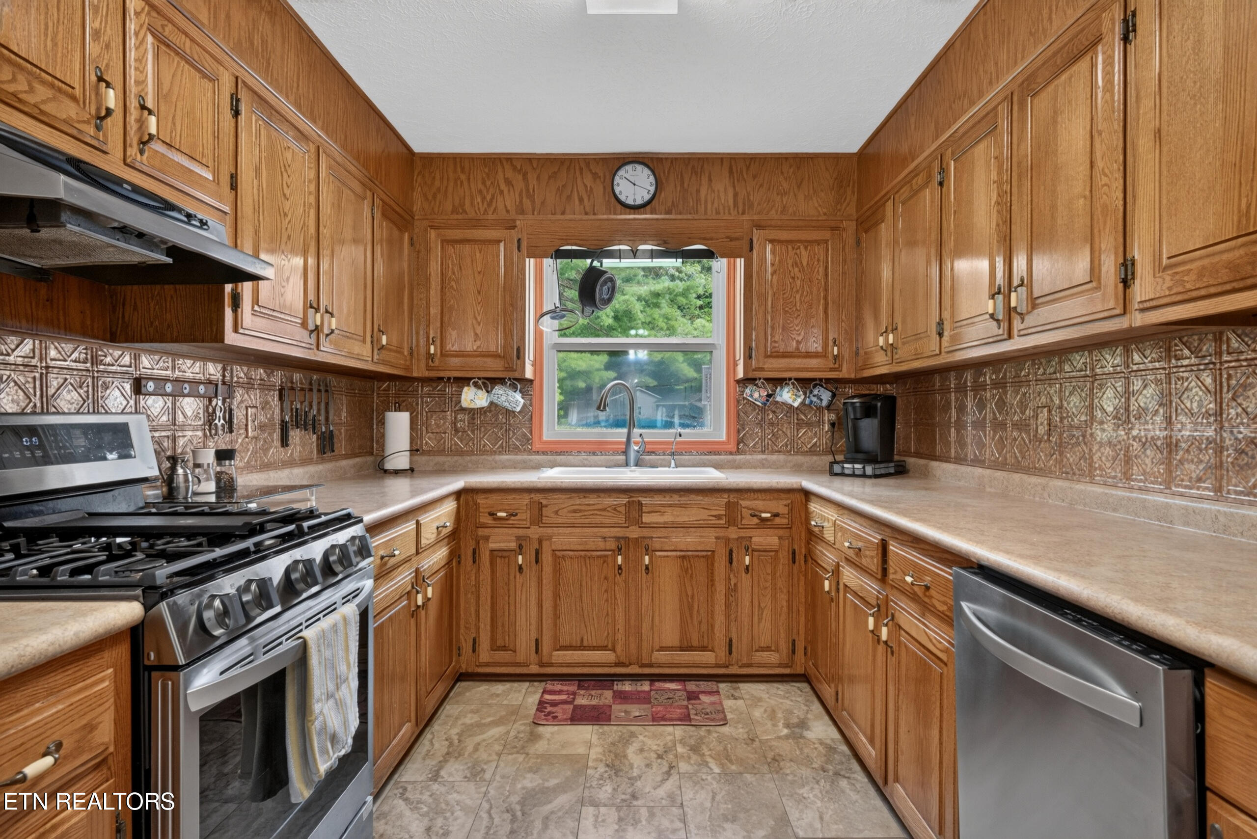 705 Highland Drive Crossville TN 38572