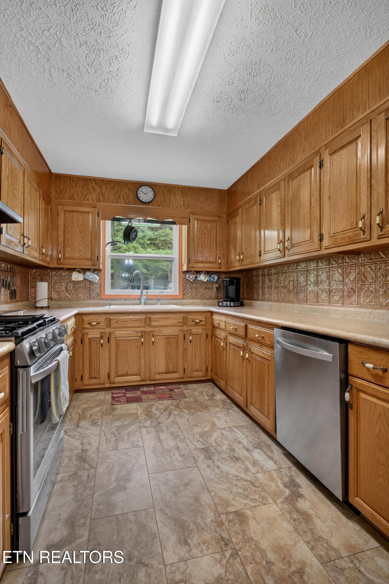 705 Highland Drive Crossville TN 38572