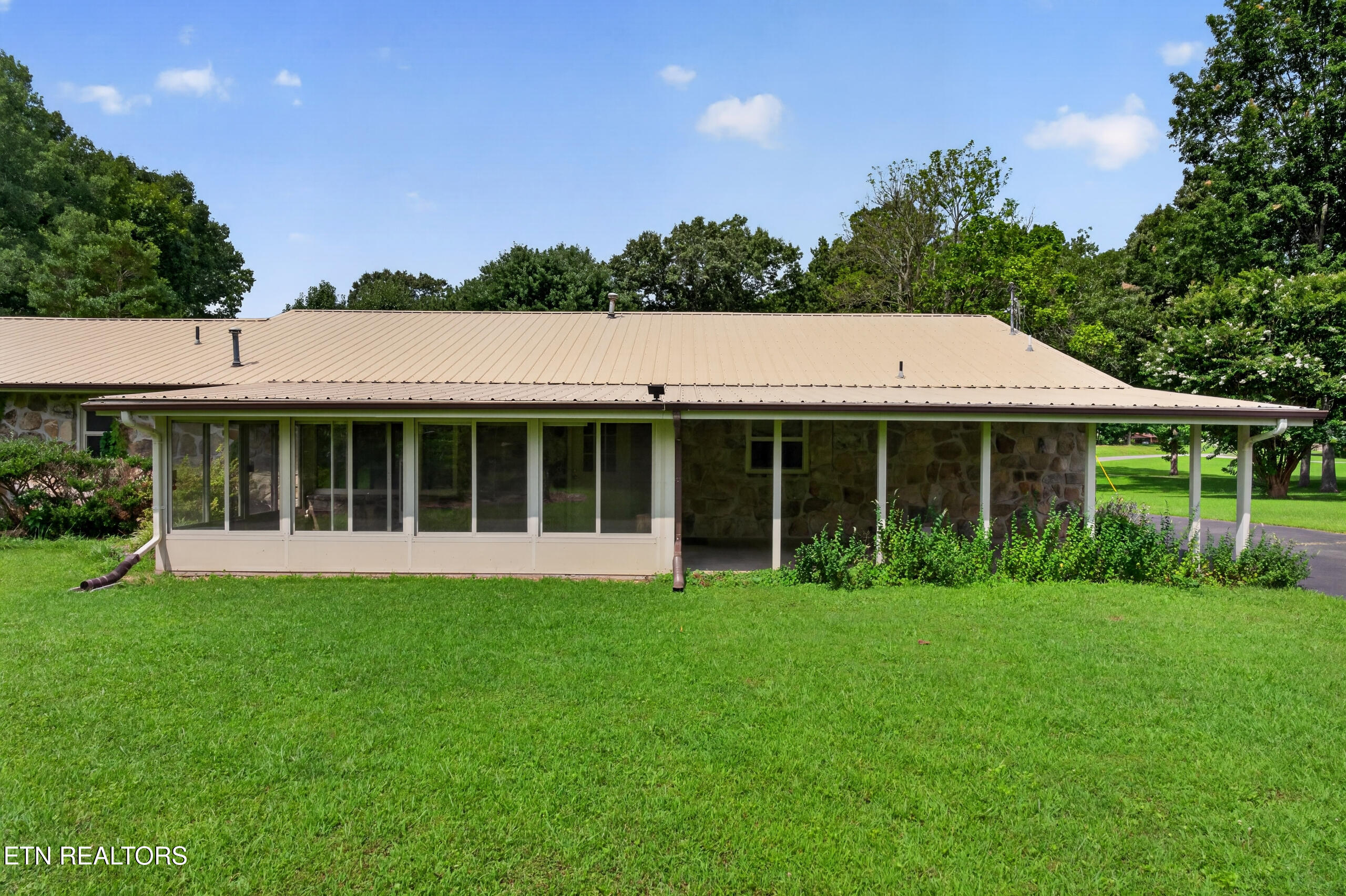 705 Highland Drive Crossville TN 38572
