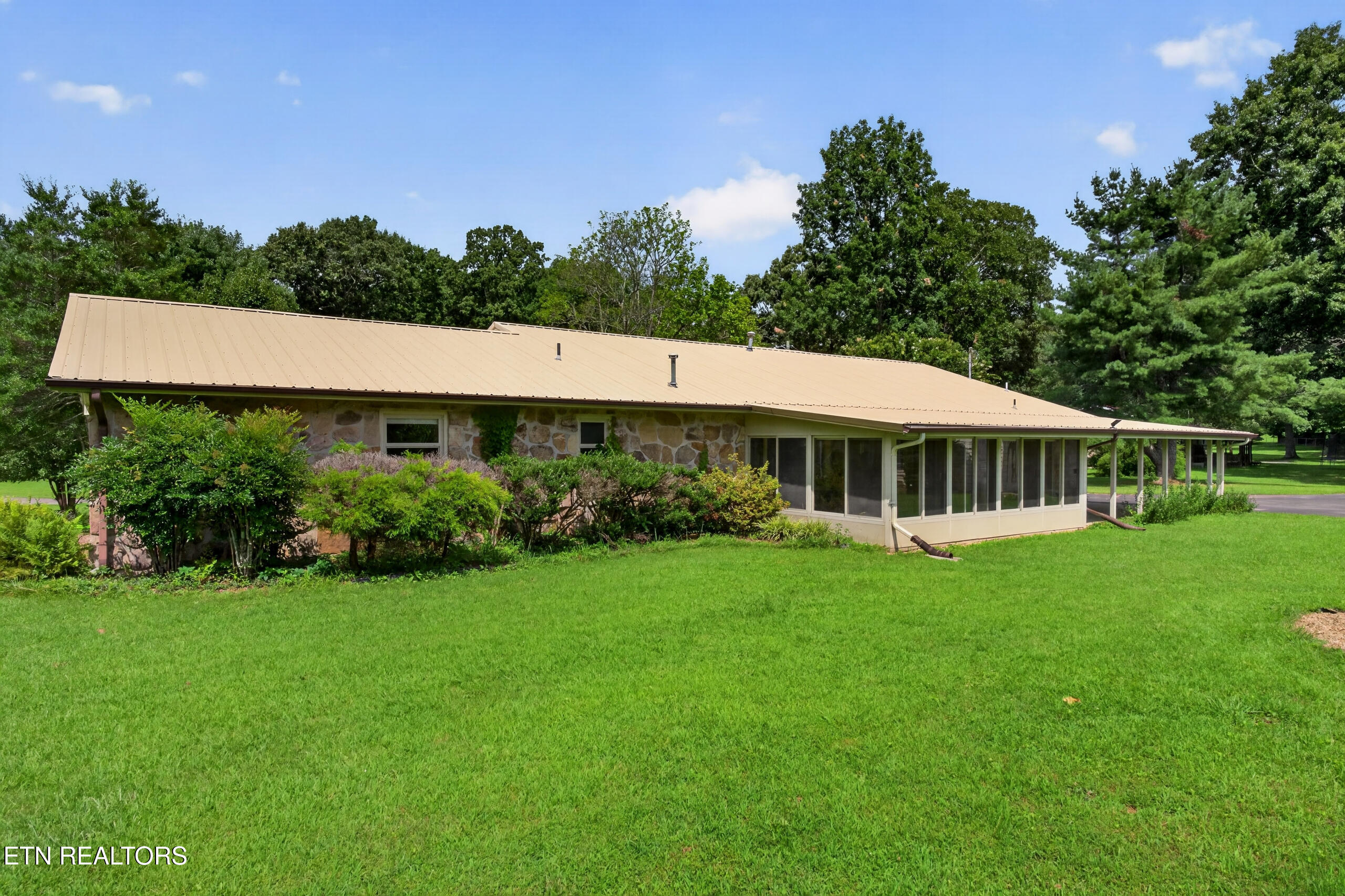 705 Highland Drive Crossville TN 38572