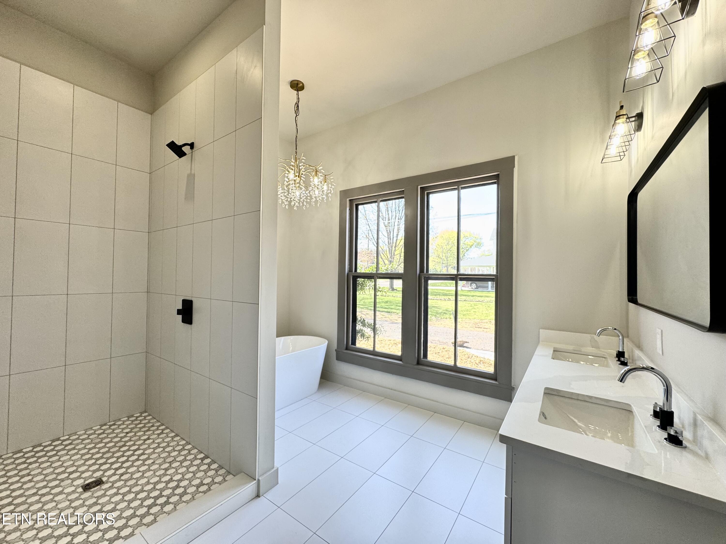 304 Broad Street Sweetwater TN 37874