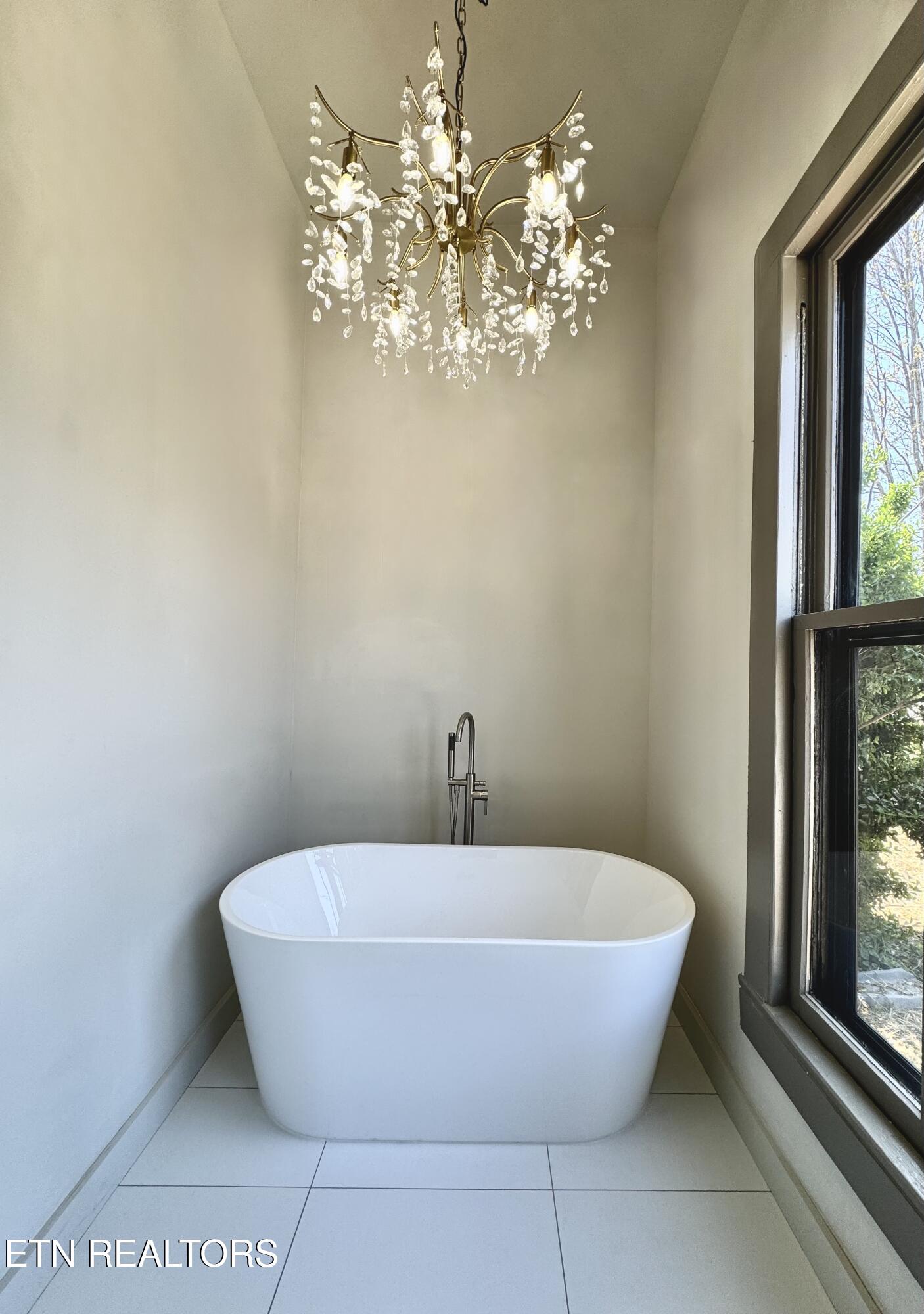 304 Broad Street Sweetwater TN 37874