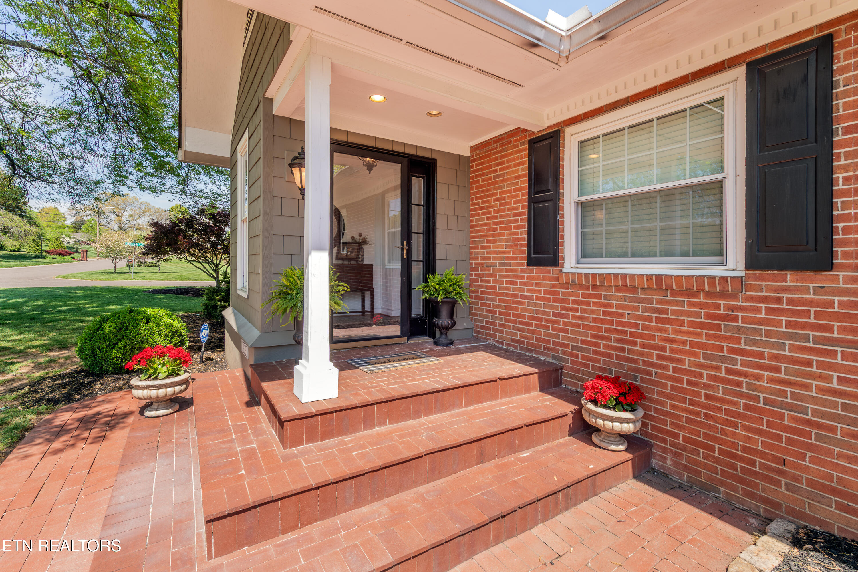 7813 Sheffield Drive Knoxville TN 37909