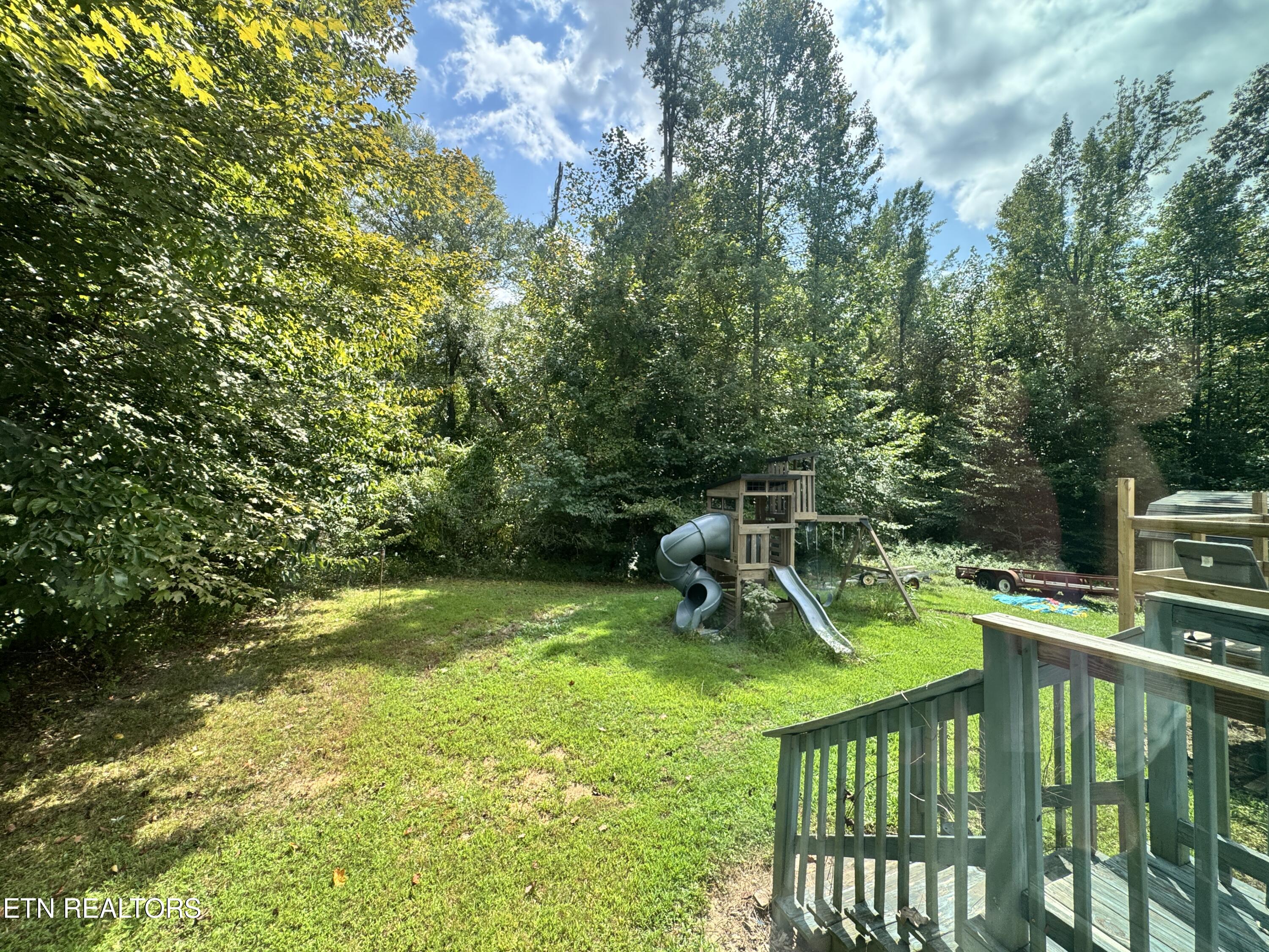 102 Loggers Lane Clinton TN 37716