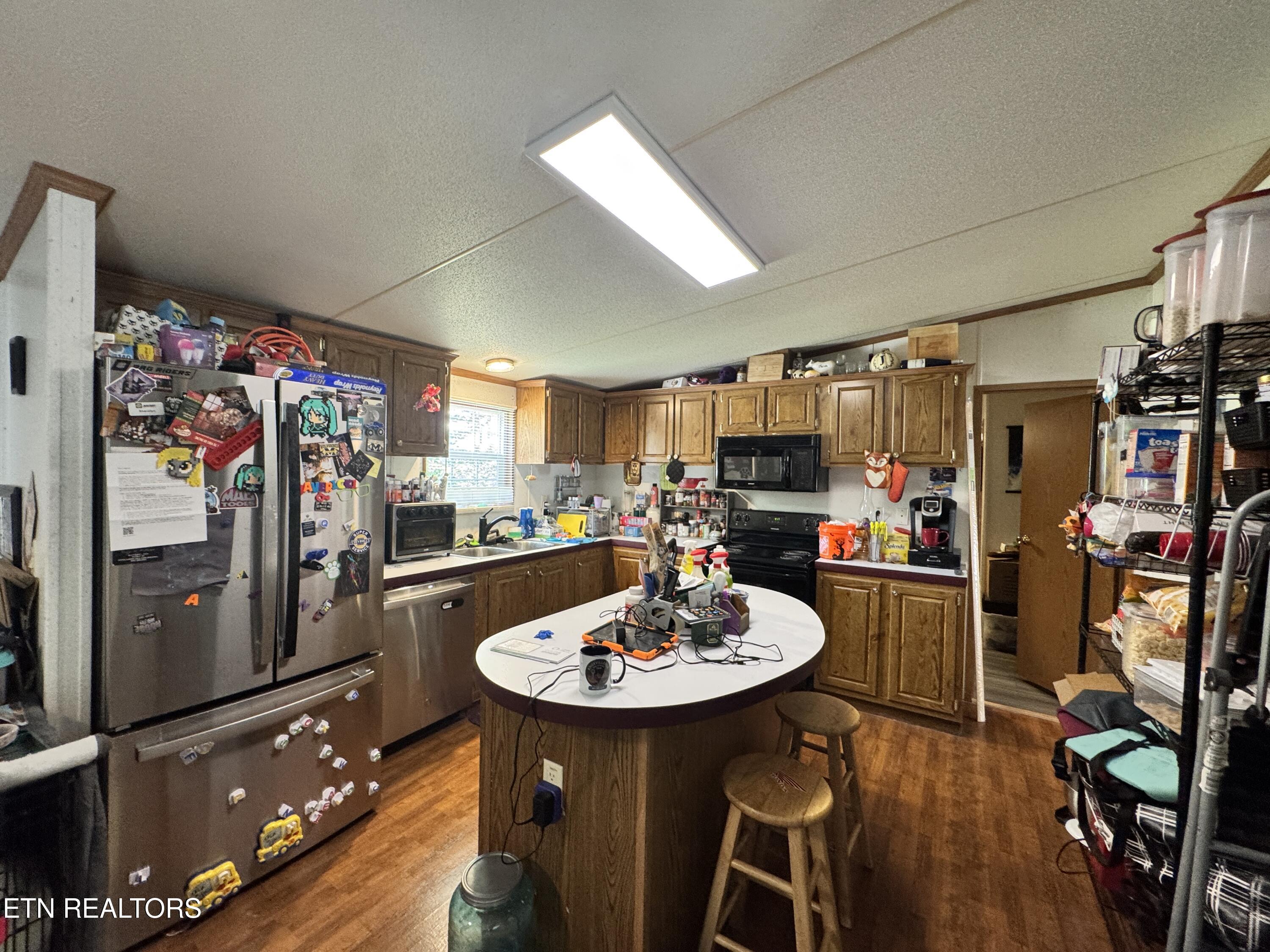 102 Loggers Lane Clinton TN 37716