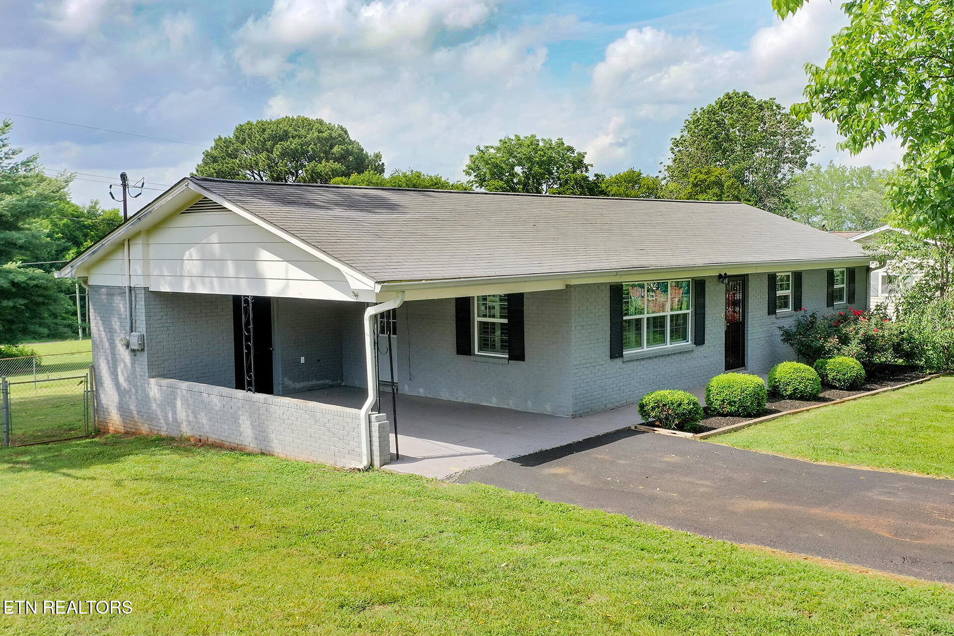 1620 Gail Street Loudon TN 37774