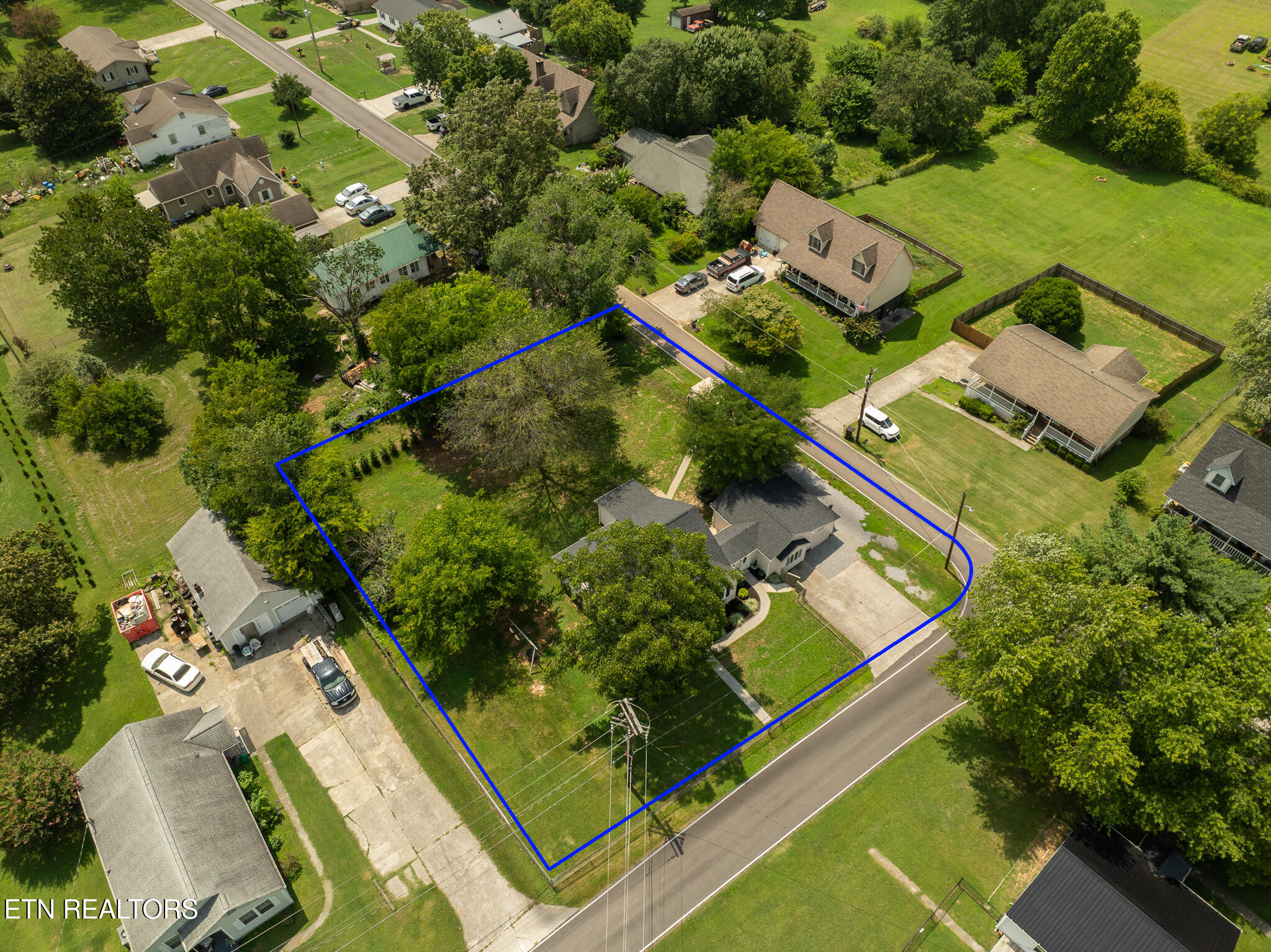 1027 Harrisdale Street Maryville TN 37801