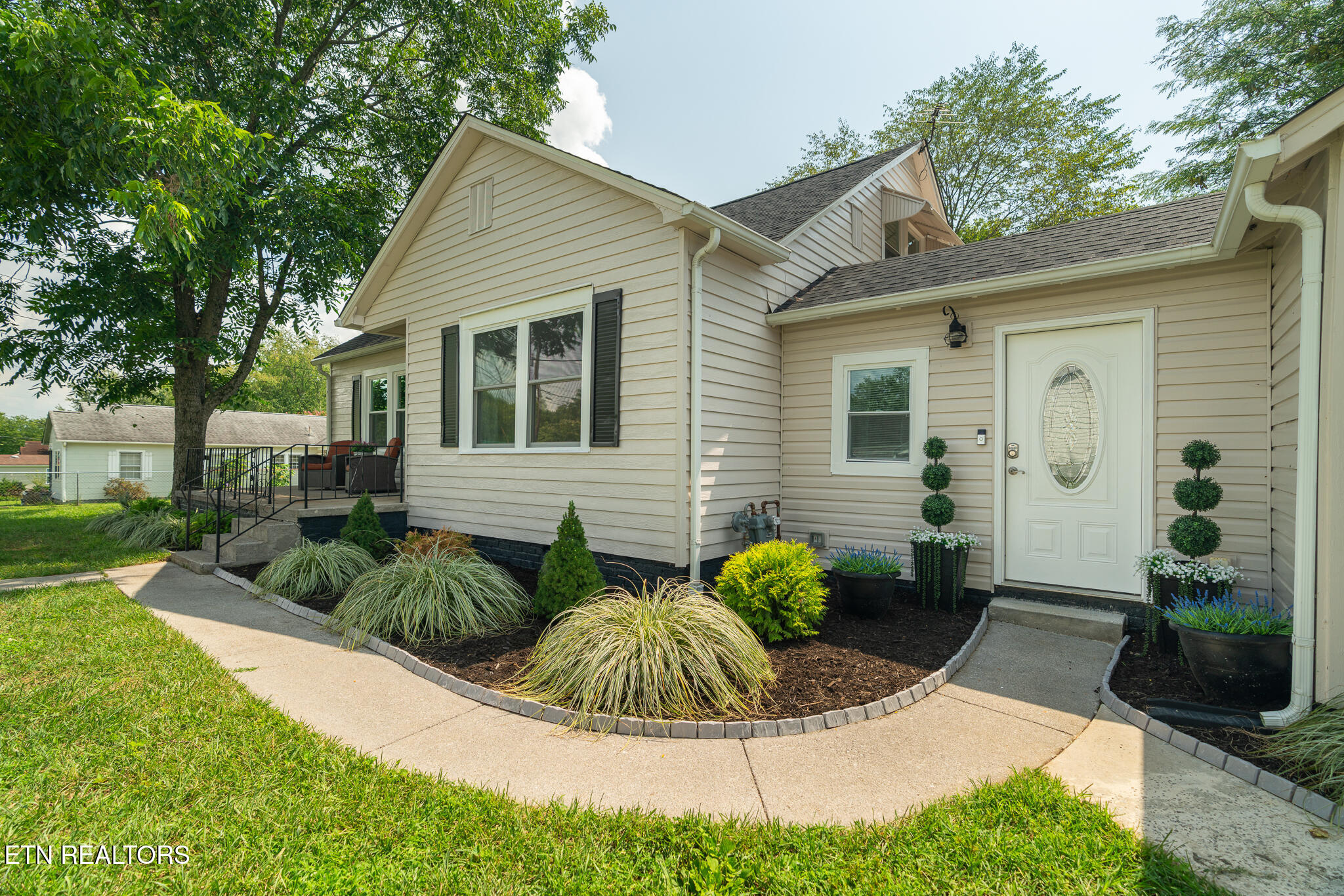 1027 Harrisdale Street Maryville TN 37801